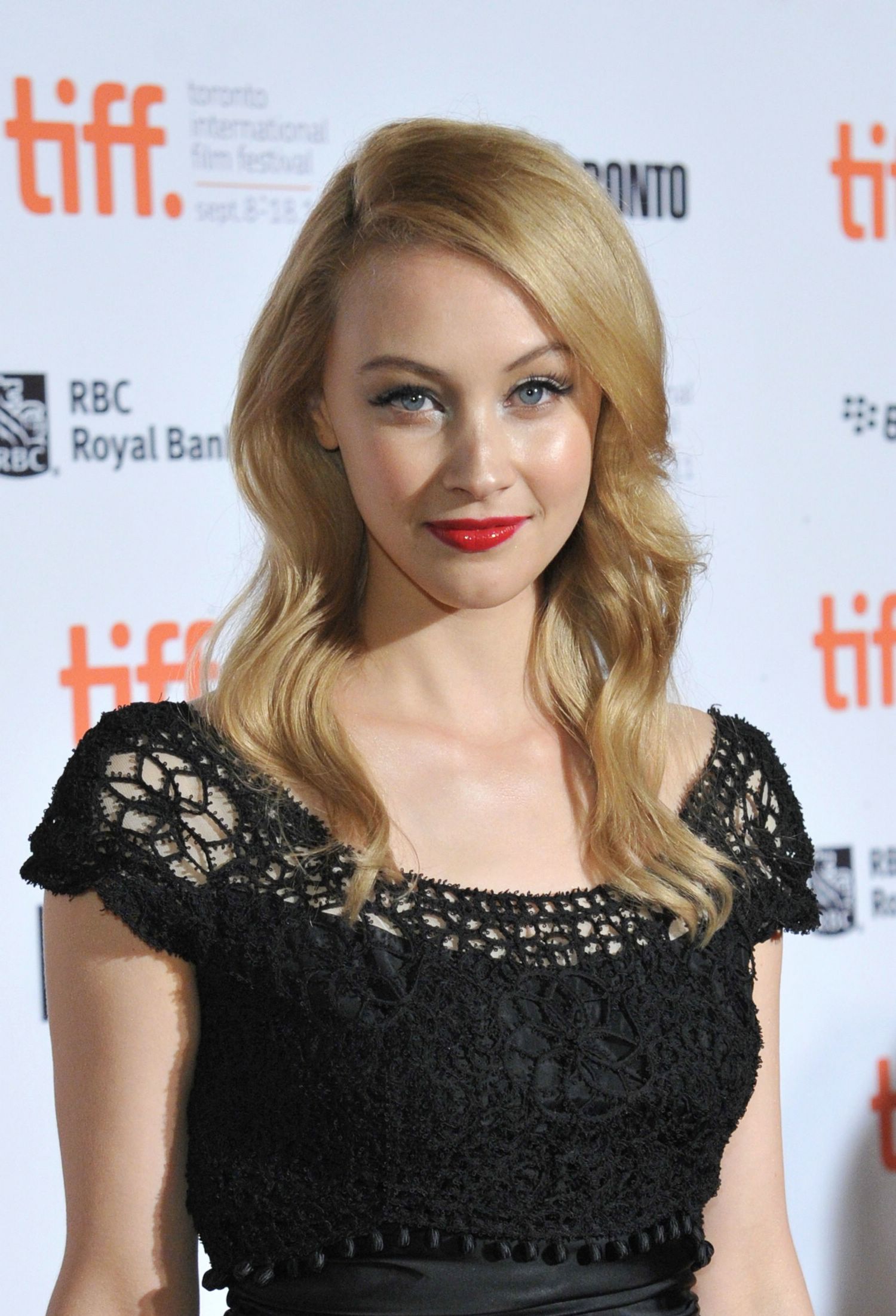 hq001.jpg hq001.jpg