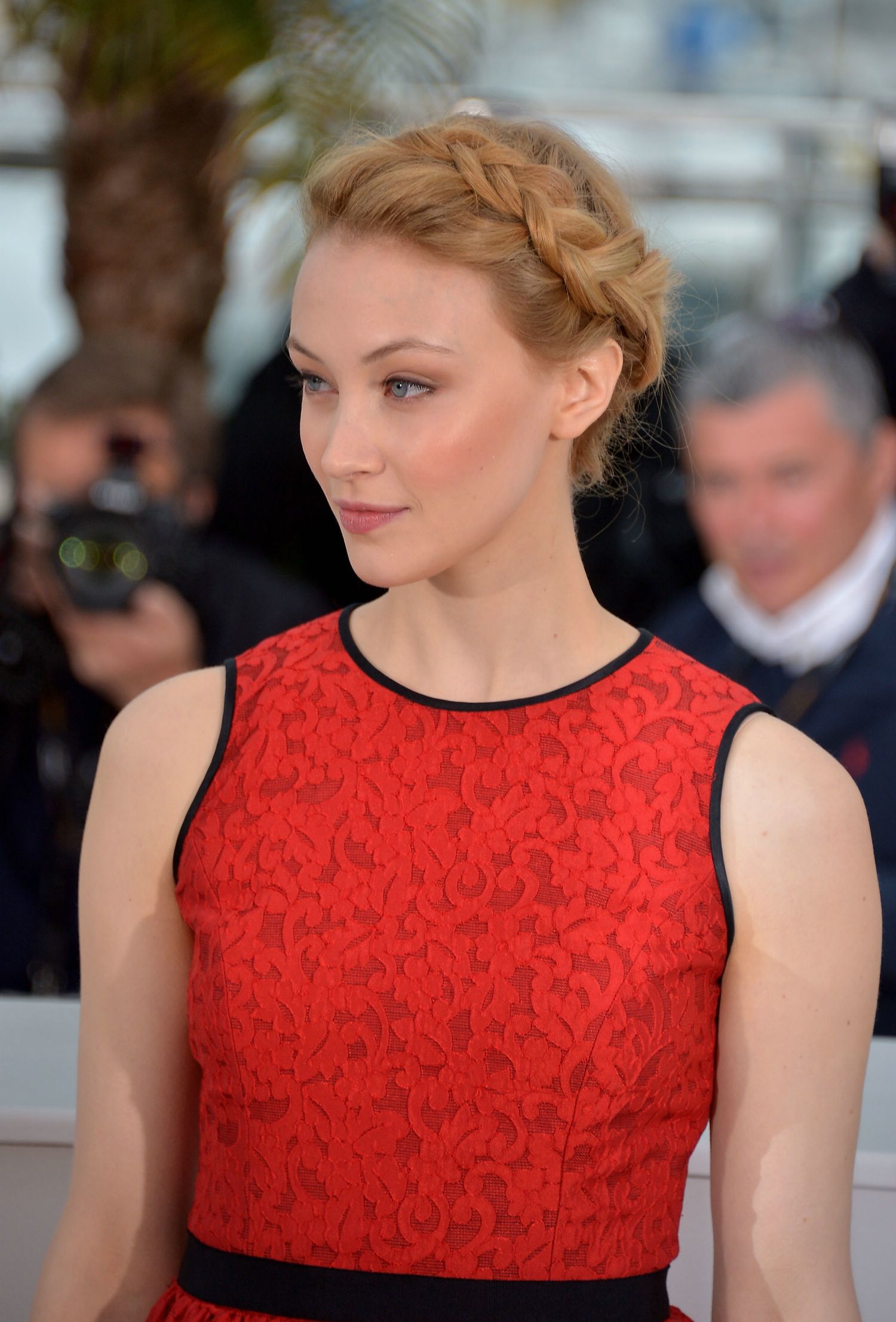 hq025.jpg hq025.jpg