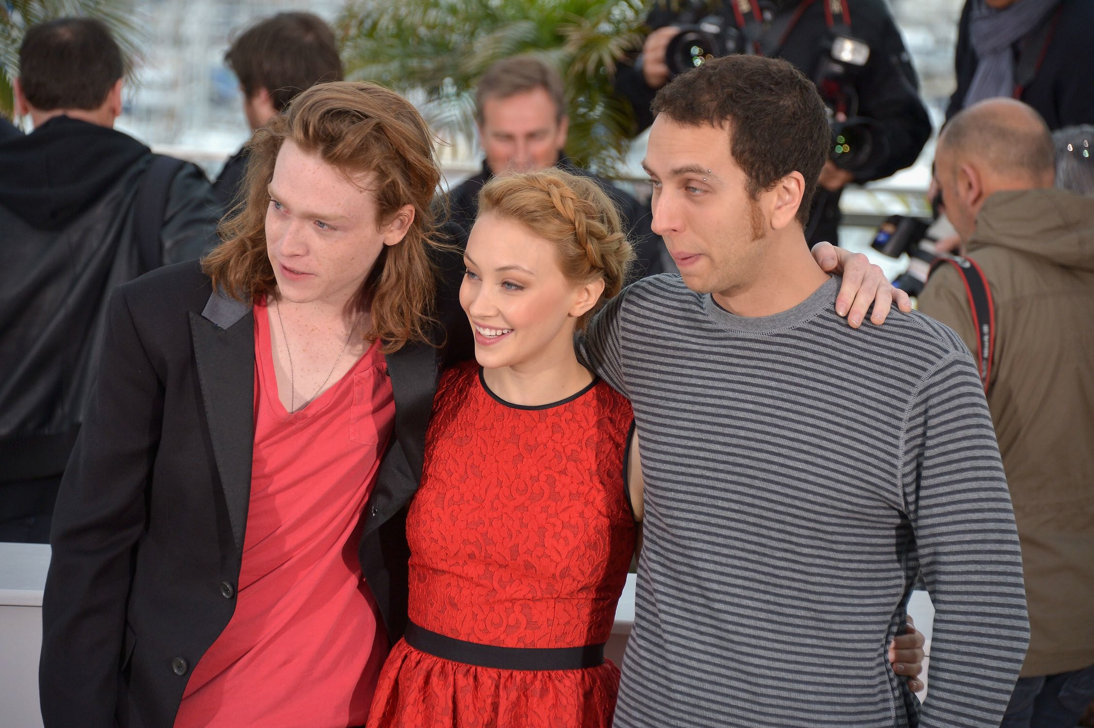 hq111.jpg hq111.jpg
