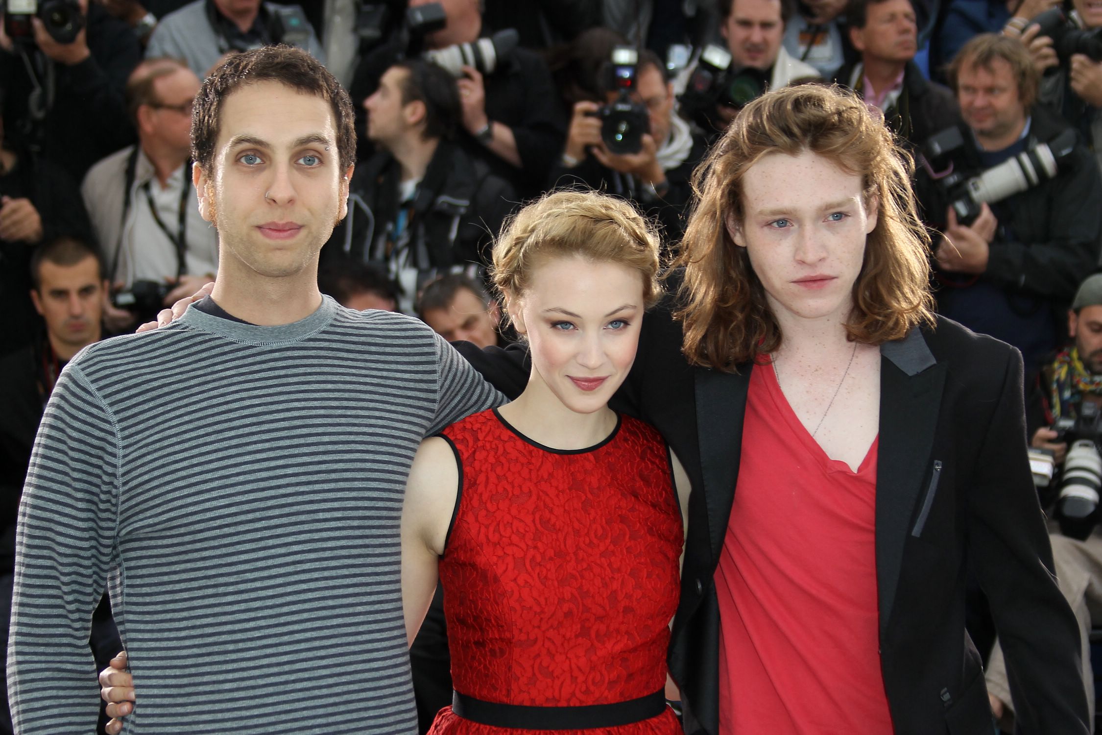 hq121.jpg hq121.jpg