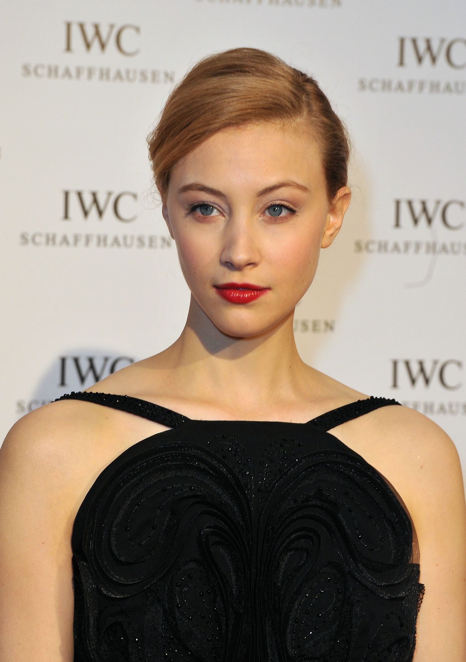 hq001.jpg hq001.jpg