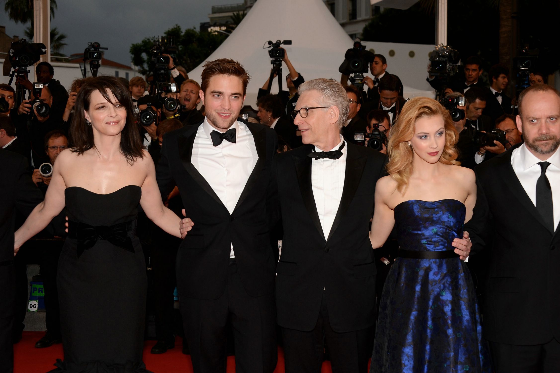 hq067.jpg hq067.jpg