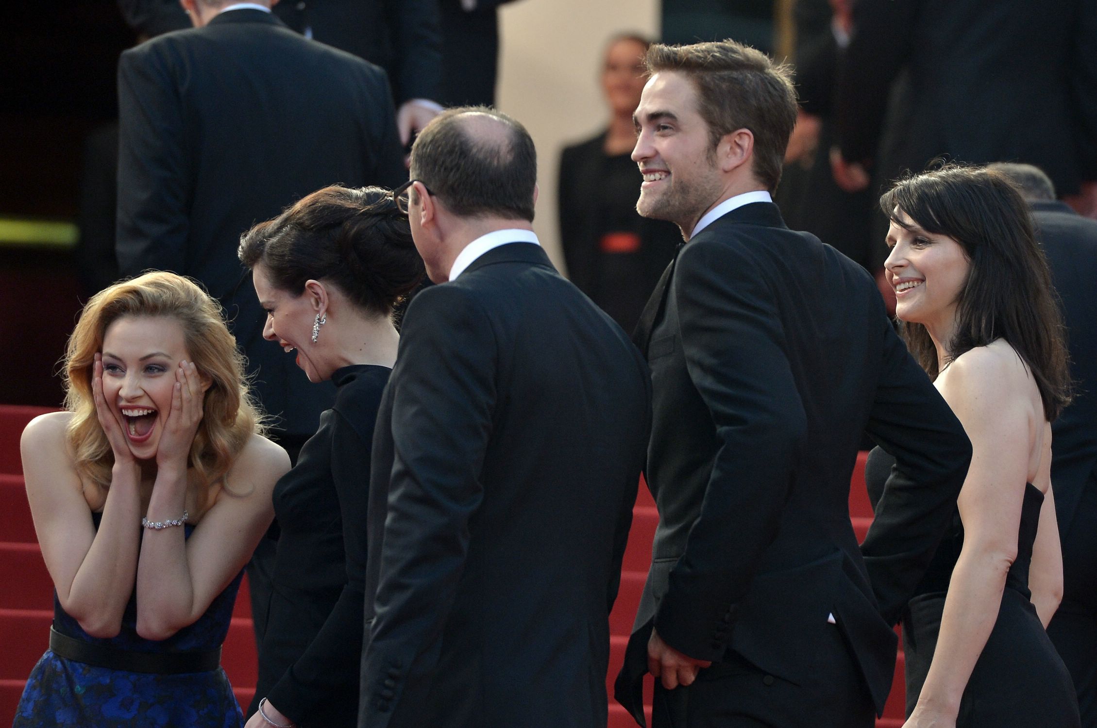 hq080.jpg hq080.jpg
