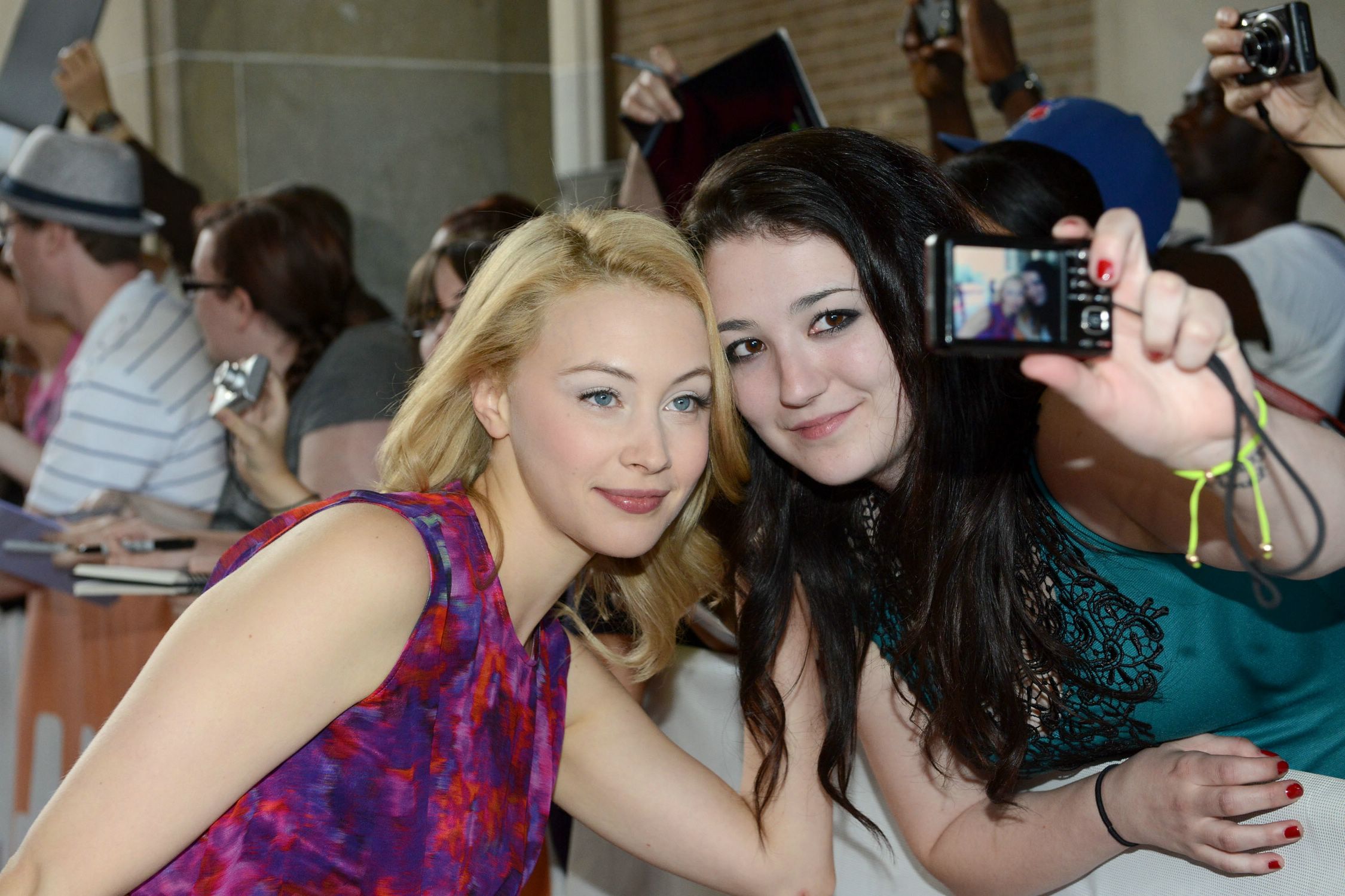 hq002.jpg hq002.jpg