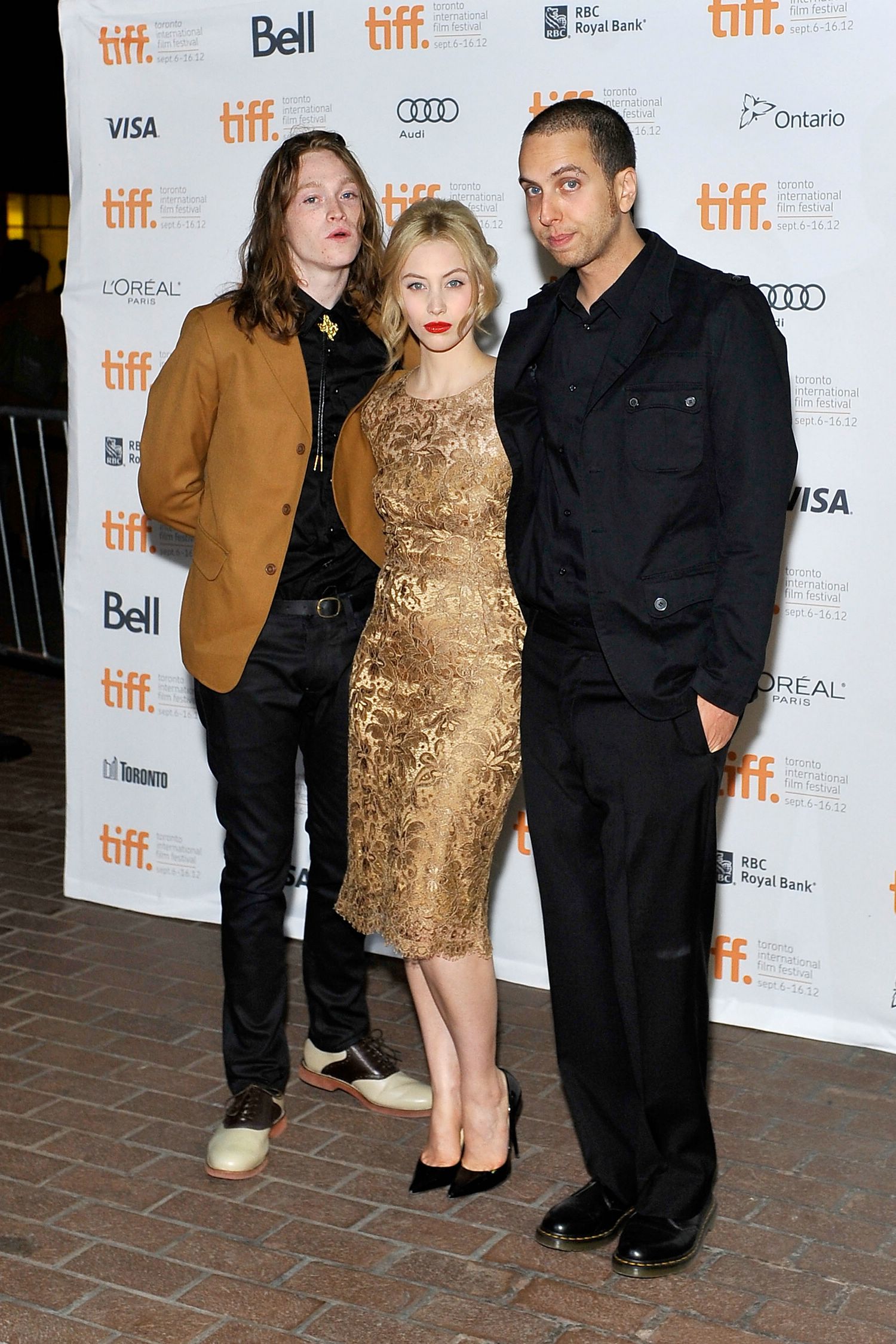 hq005.jpg hq005.jpg