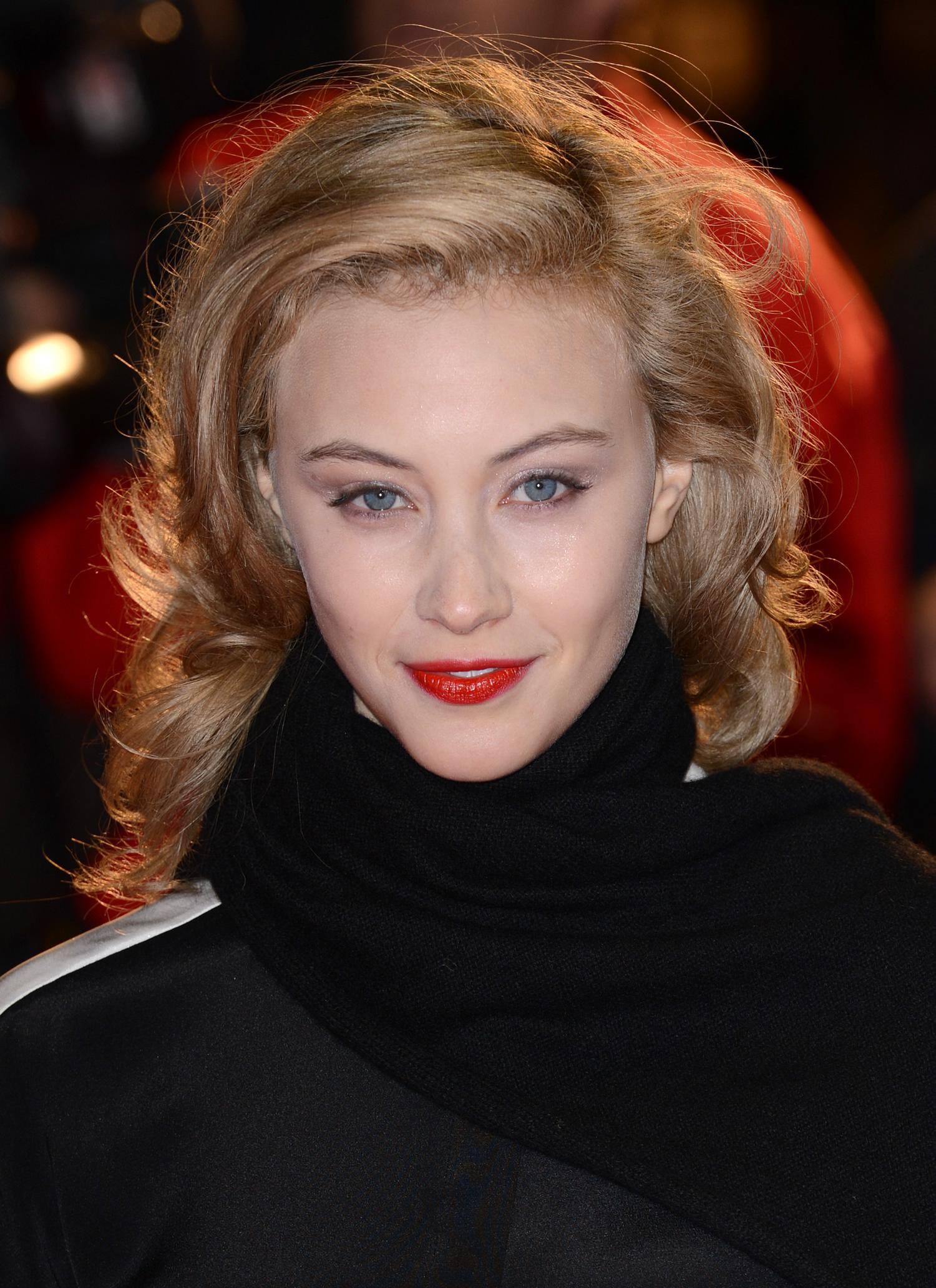 hq044.jpg hq044.jpg