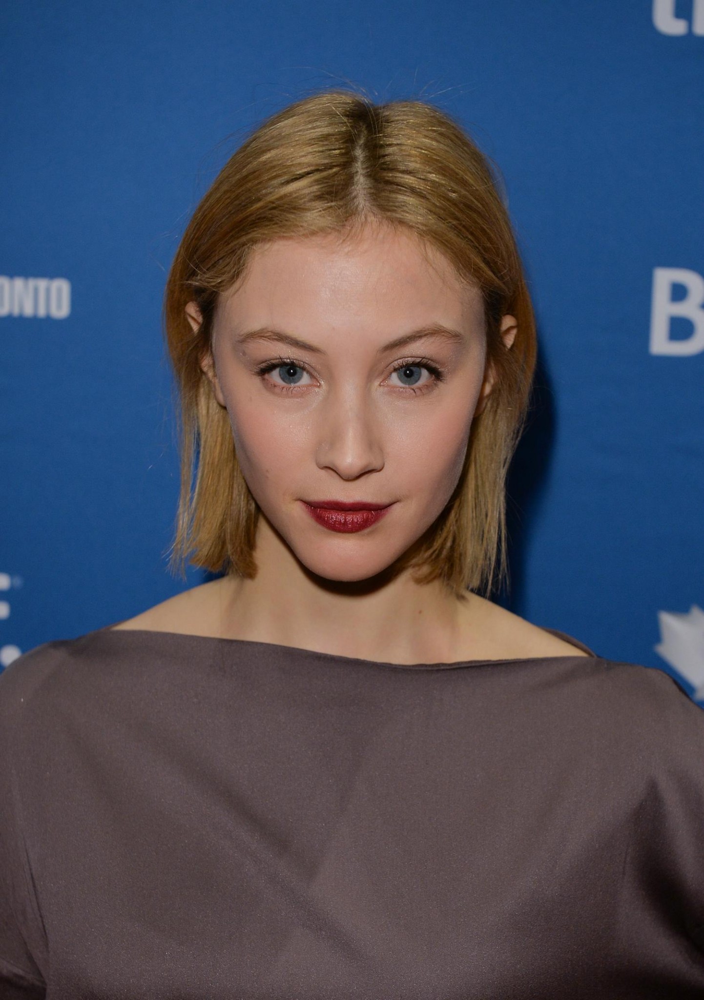 hq001.jpg hq001.jpg