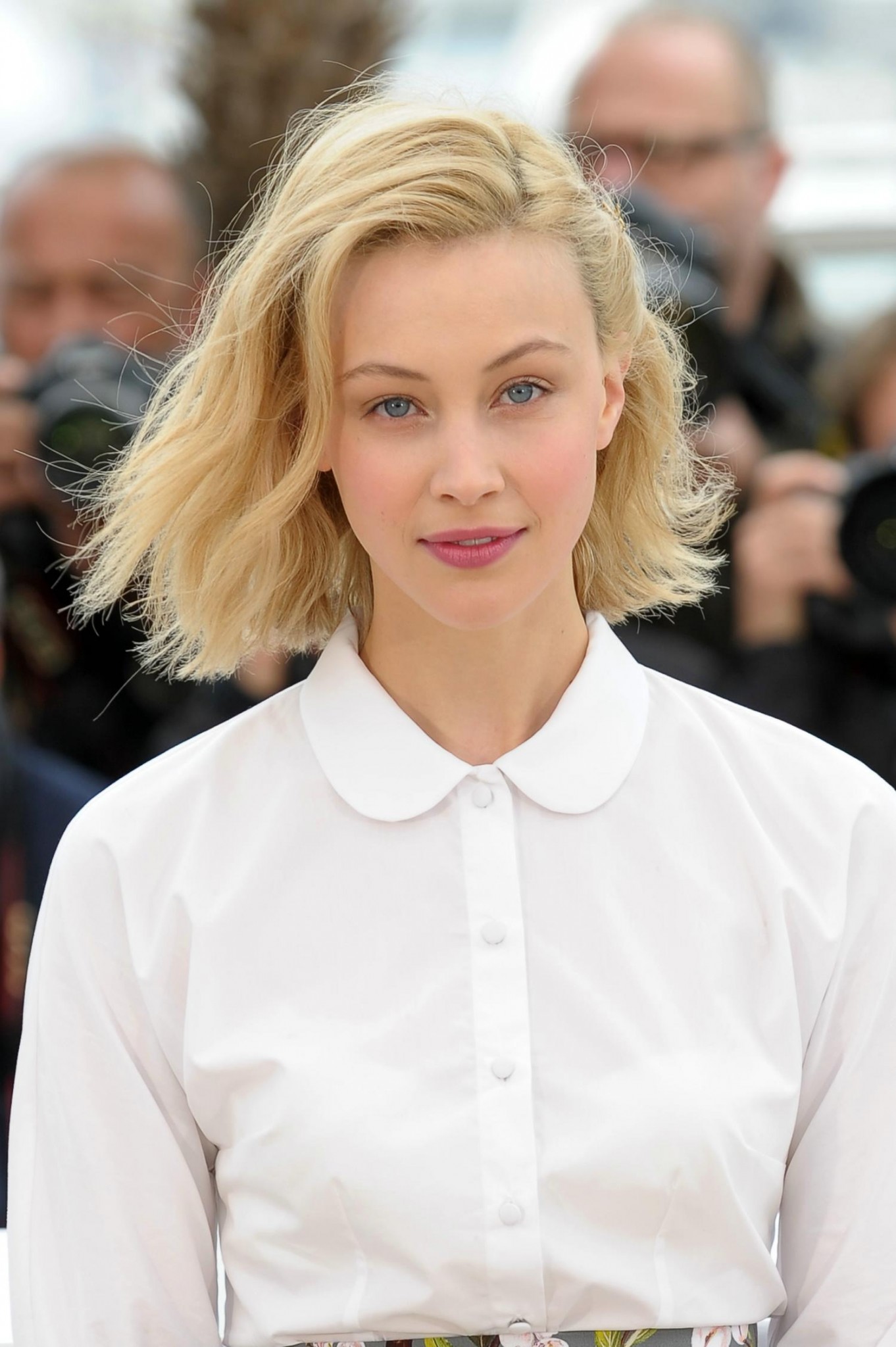 hq042.jpg hq042.jpg