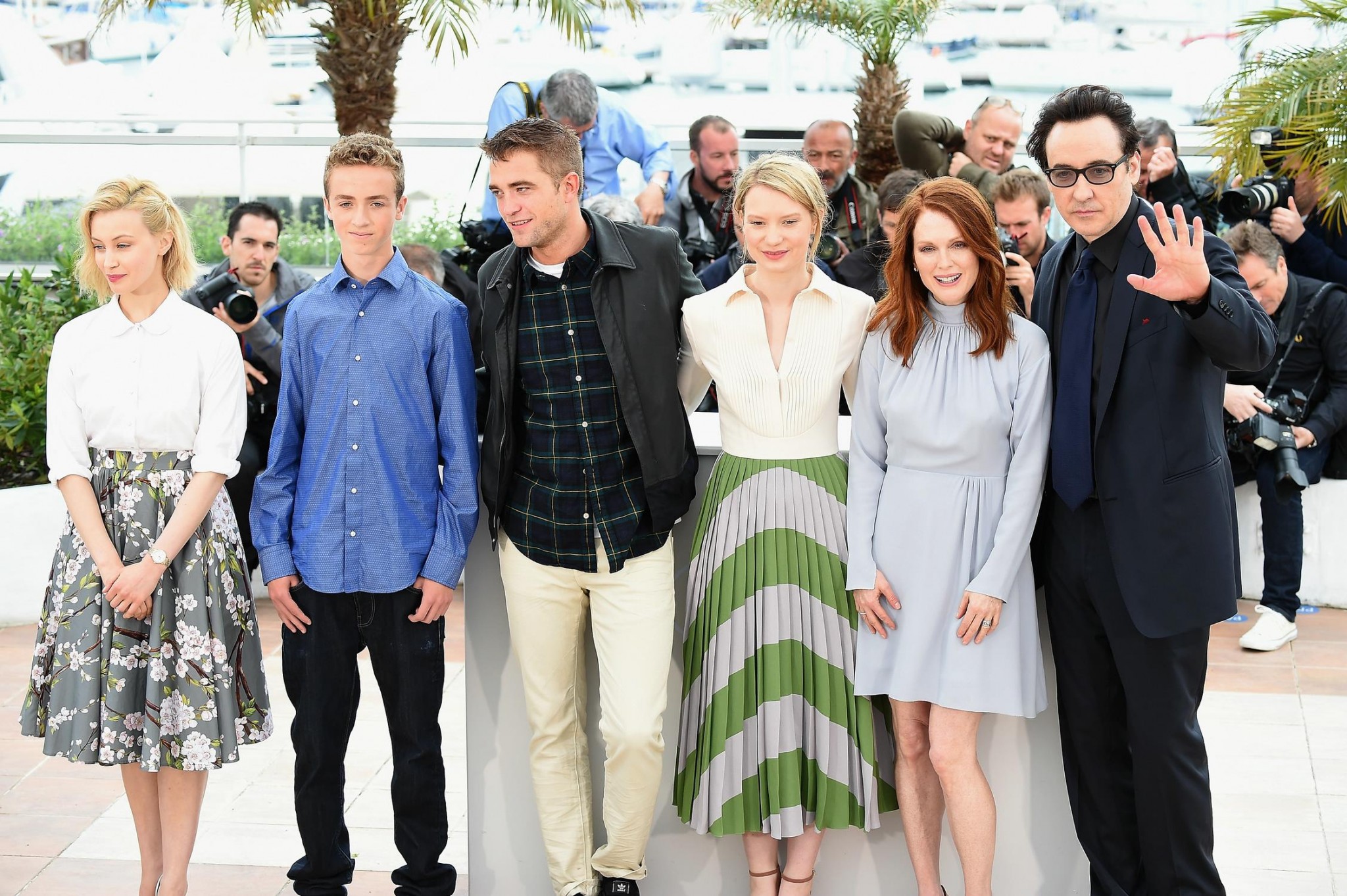 hq111.jpg hq111.jpg