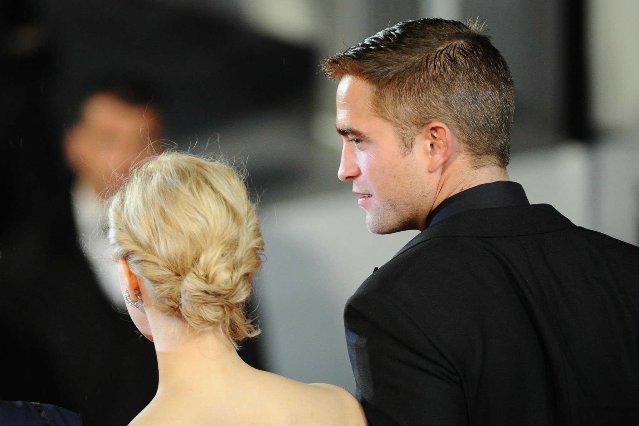 hq069.jpg hq069.jpg