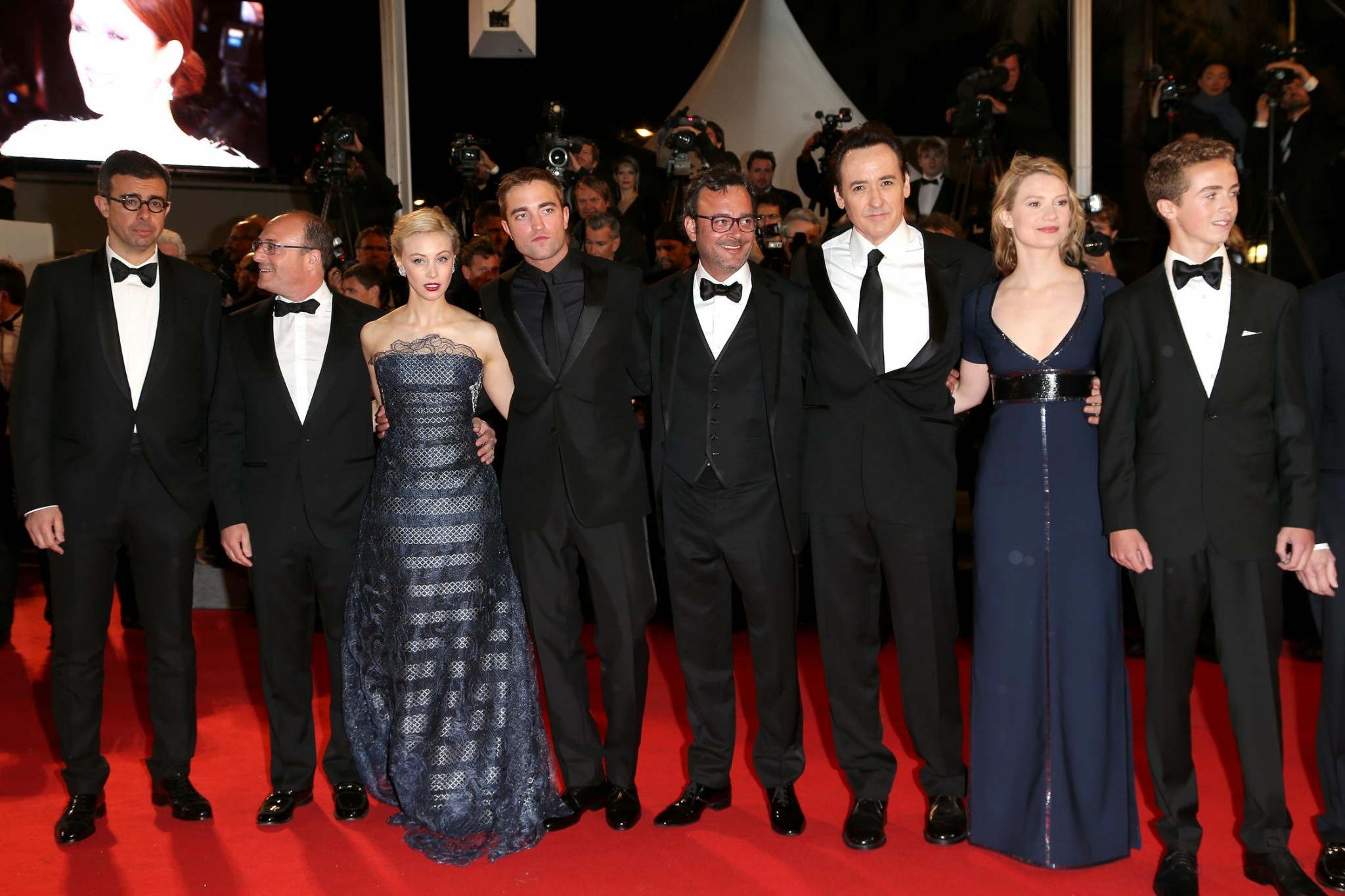 hq089.jpg hq089.jpg