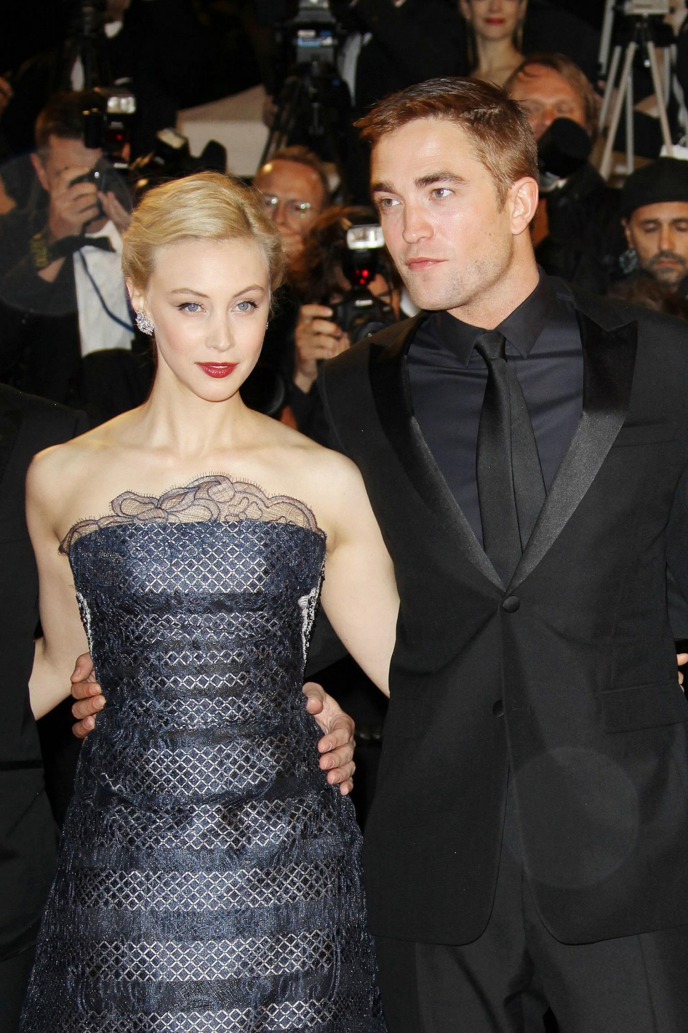 hq138.jpg hq138.jpg