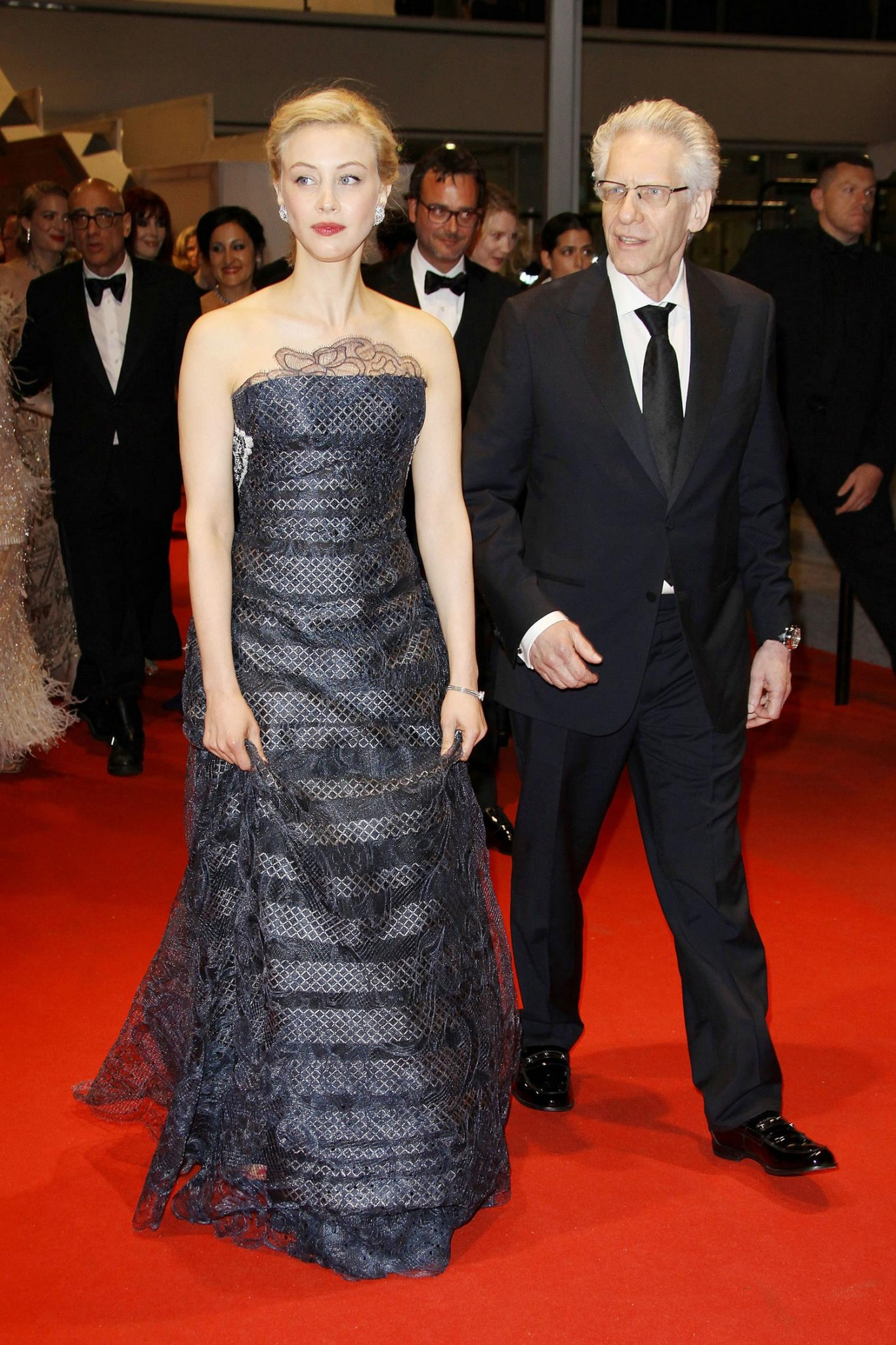 hq140.jpg hq140.jpg