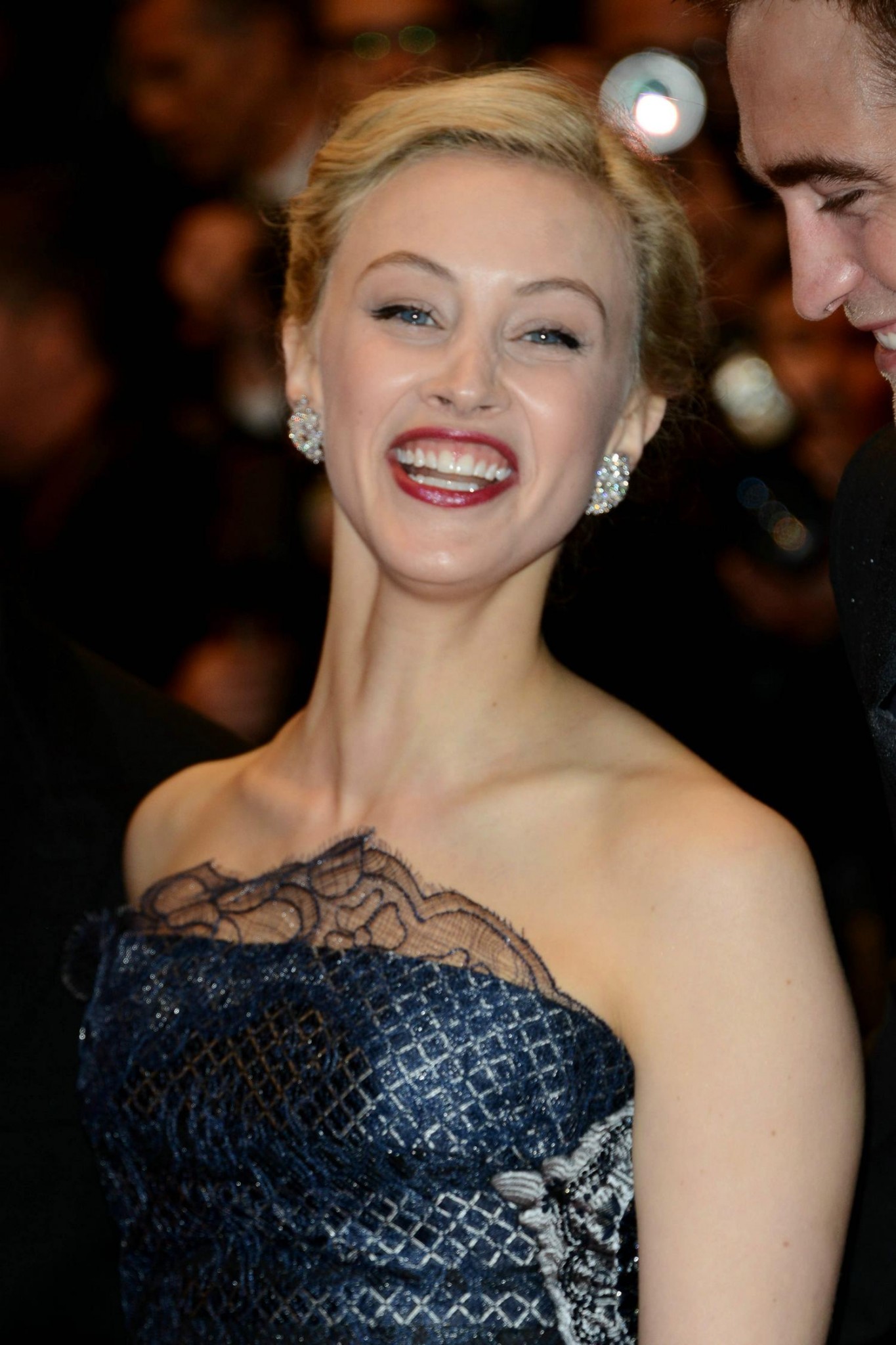 hq158.jpg hq158.jpg