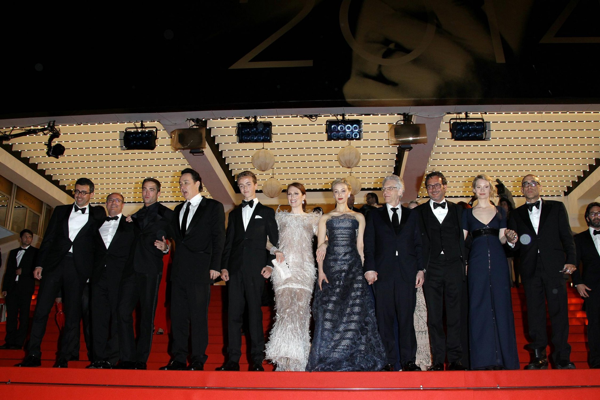 hq195.jpg hq195.jpg