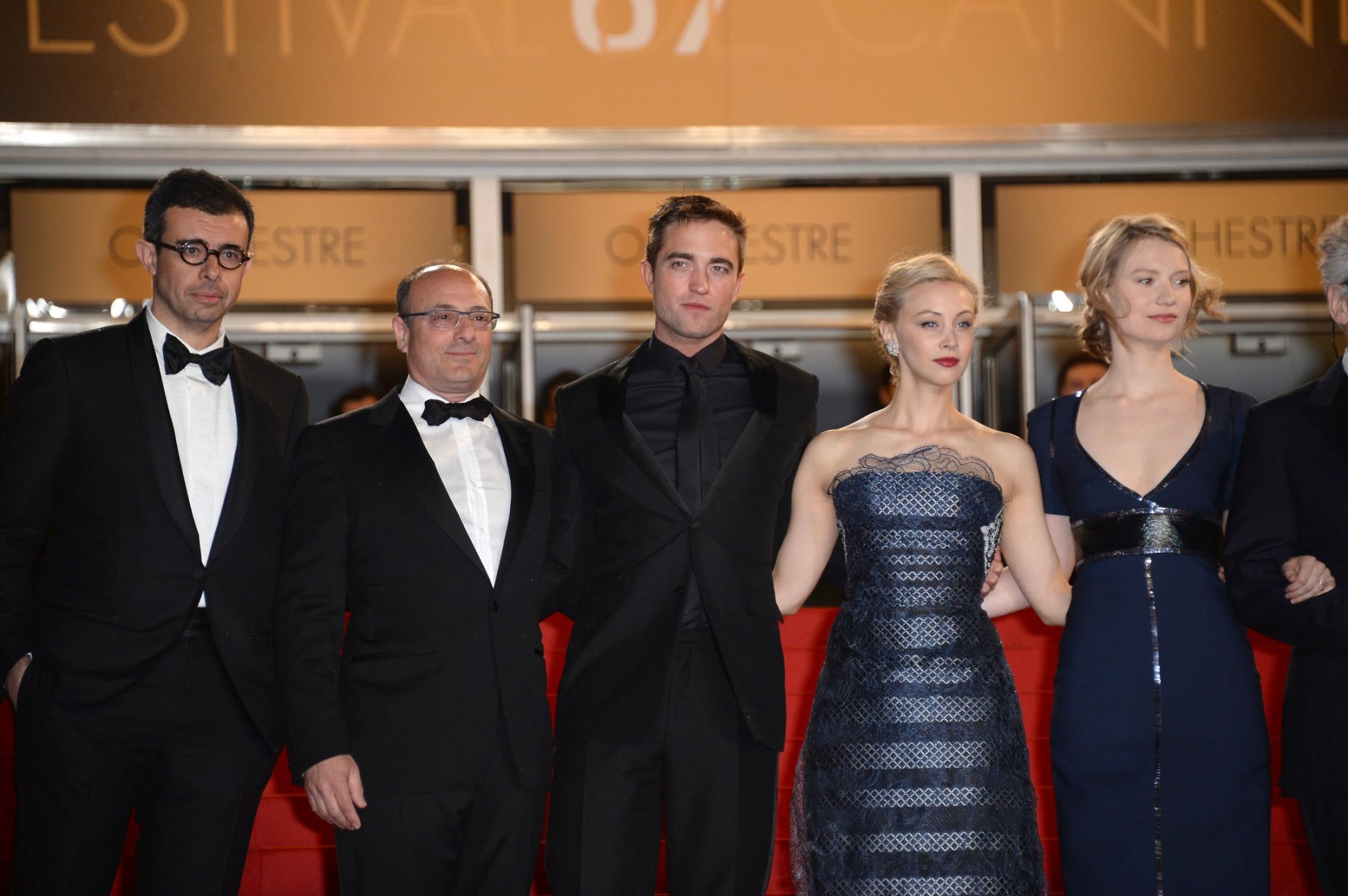 hq214.jpg hq214.jpg