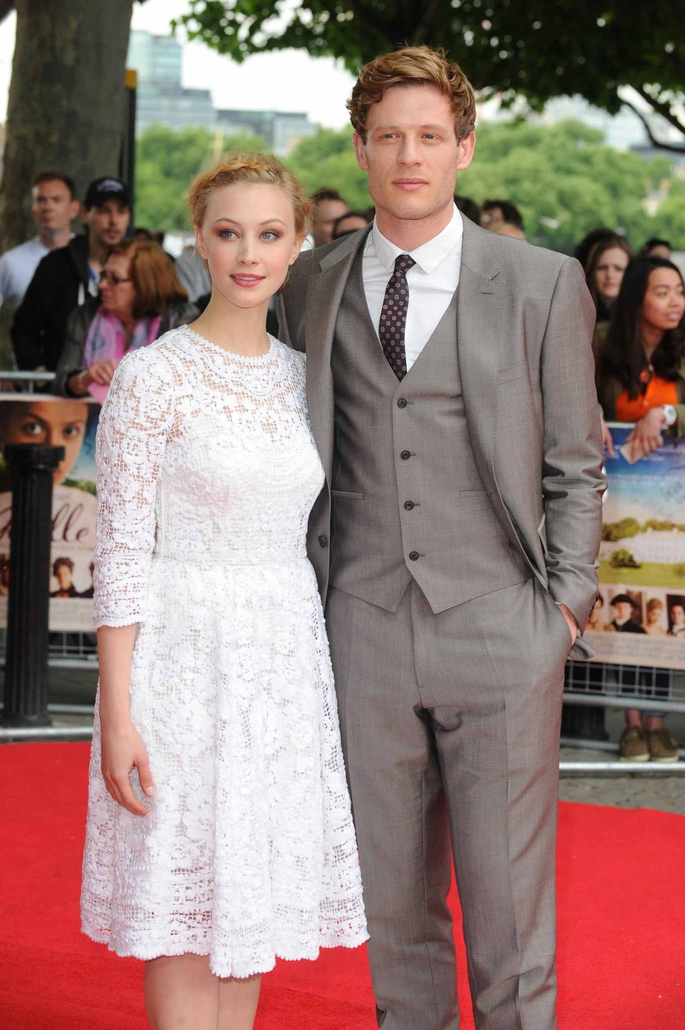 hq044.jpg hq044.jpg