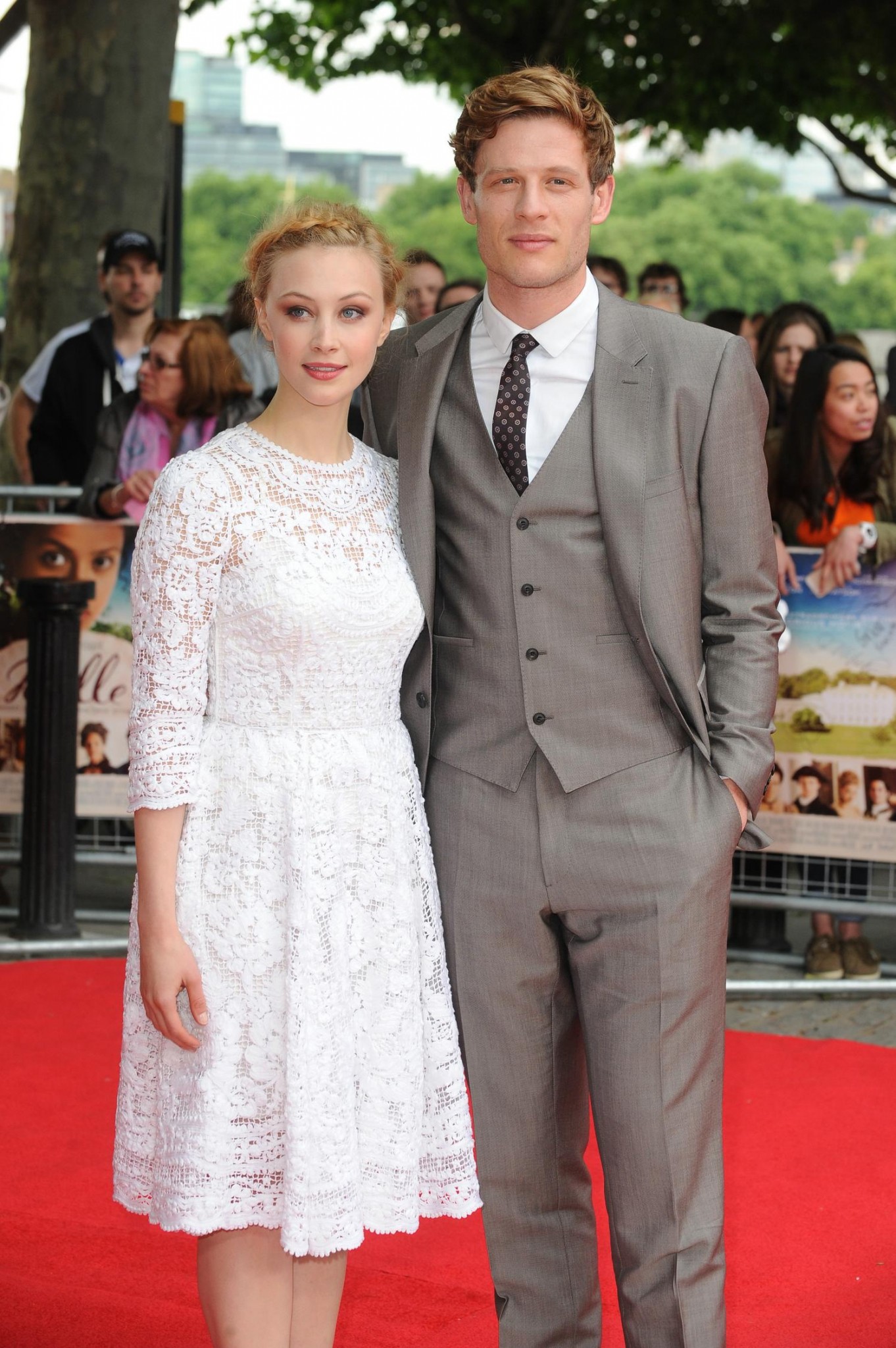 hq045.jpg hq045.jpg