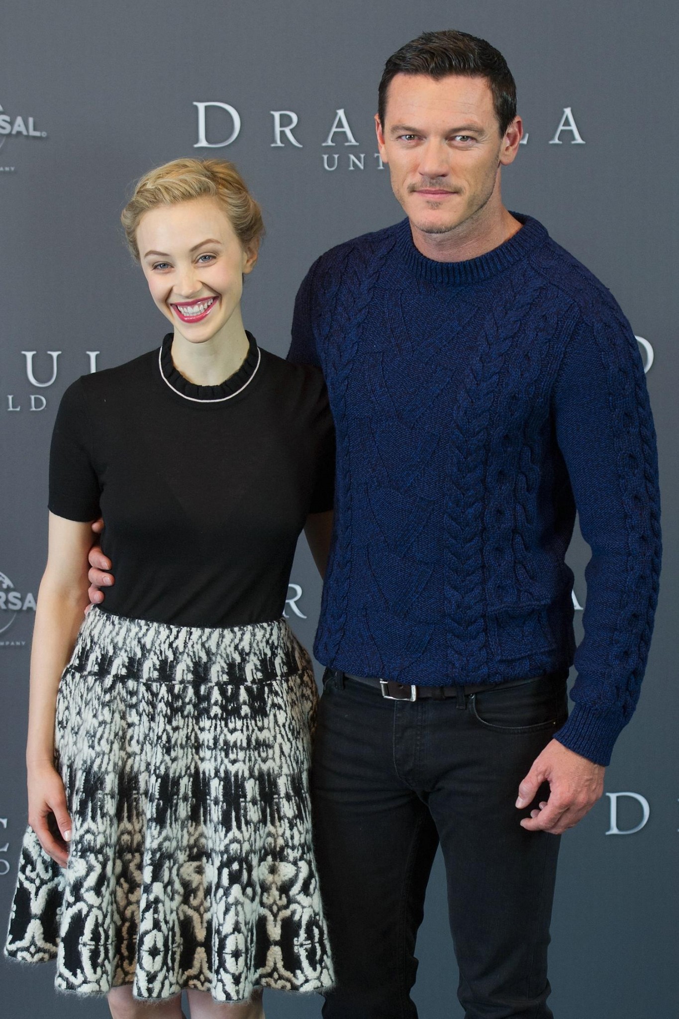 hq096.jpg hq096.jpg
