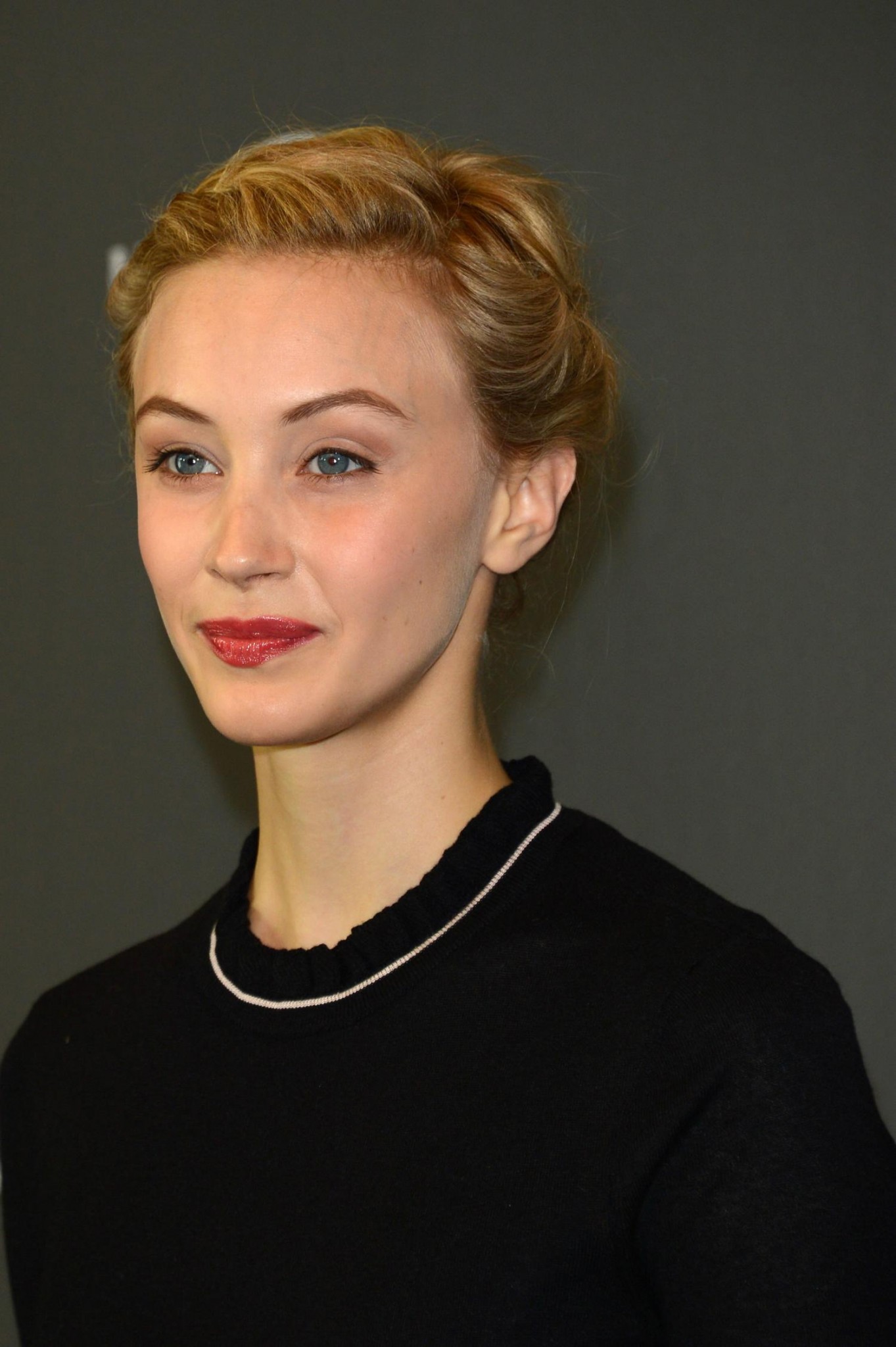 hq115.jpg hq115.jpg