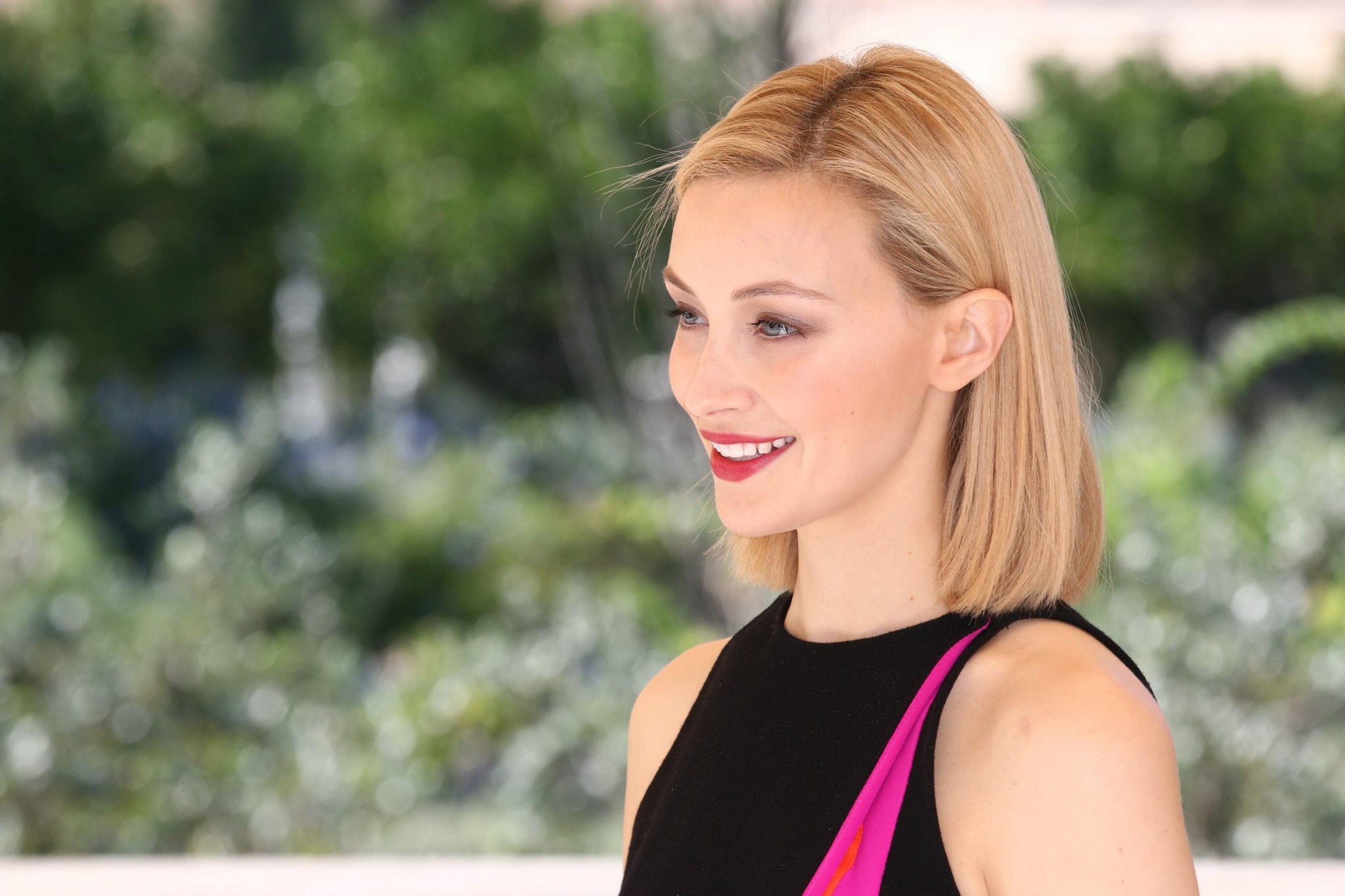 hq038.jpg hq038.jpg
