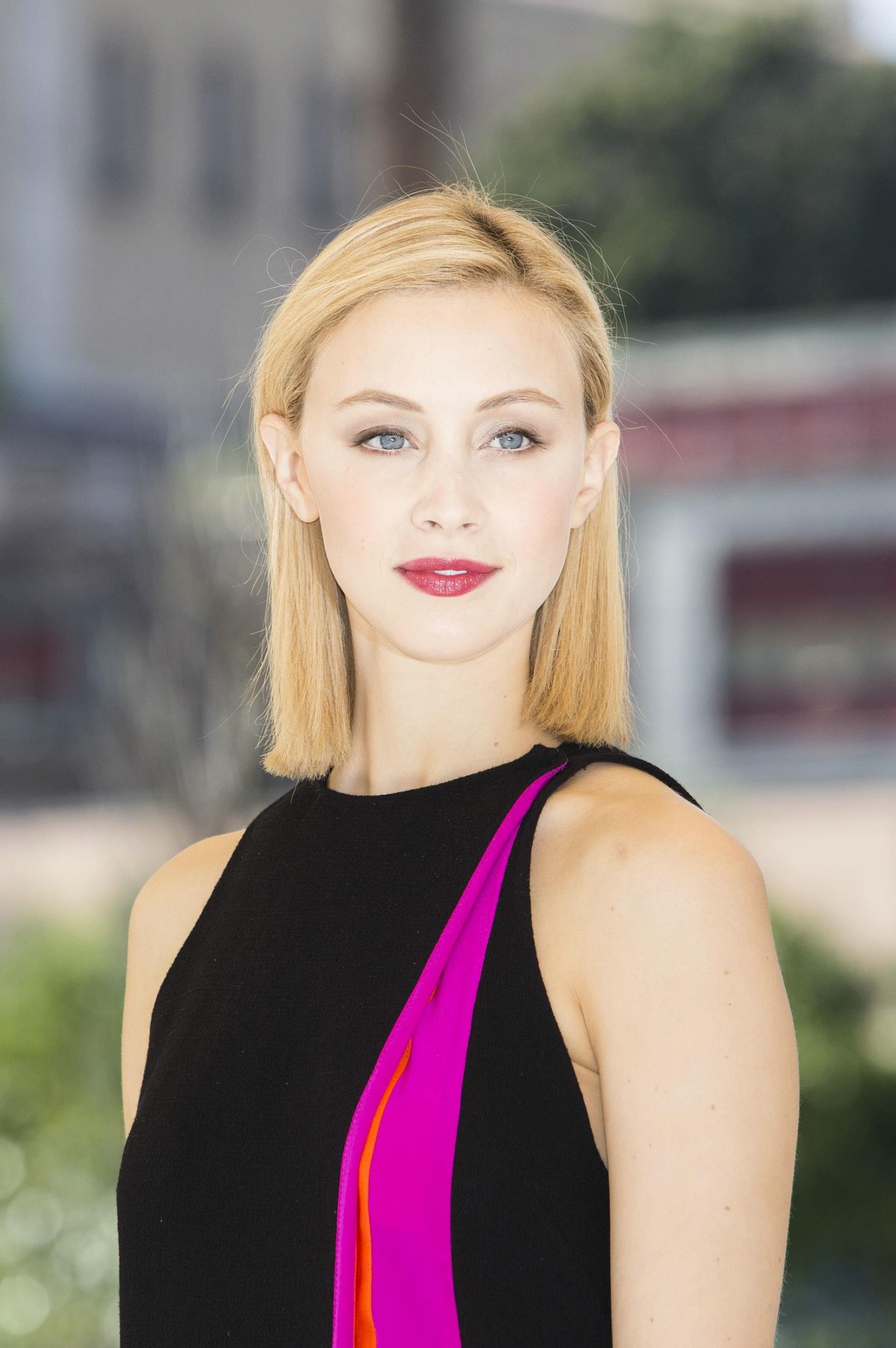 hq063.jpg hq063.jpg