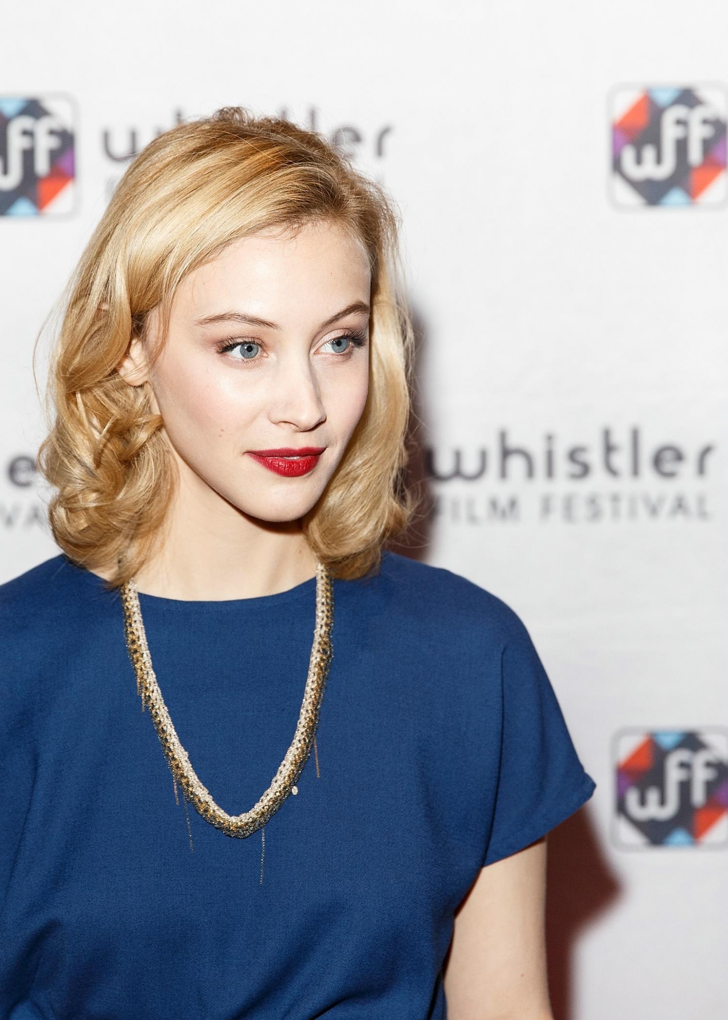 hq006.jpg hq006.jpg