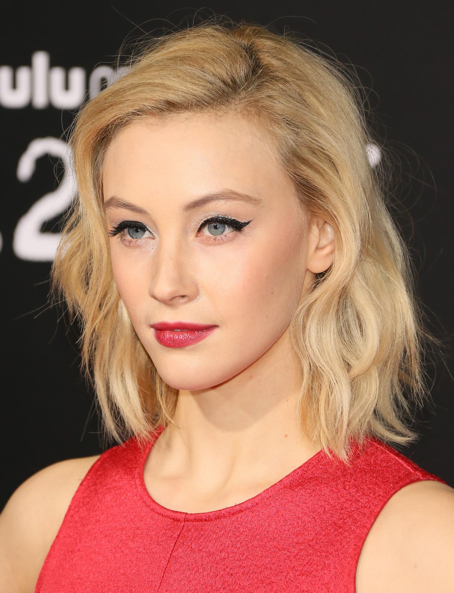 hq025.jpg hq025.jpg