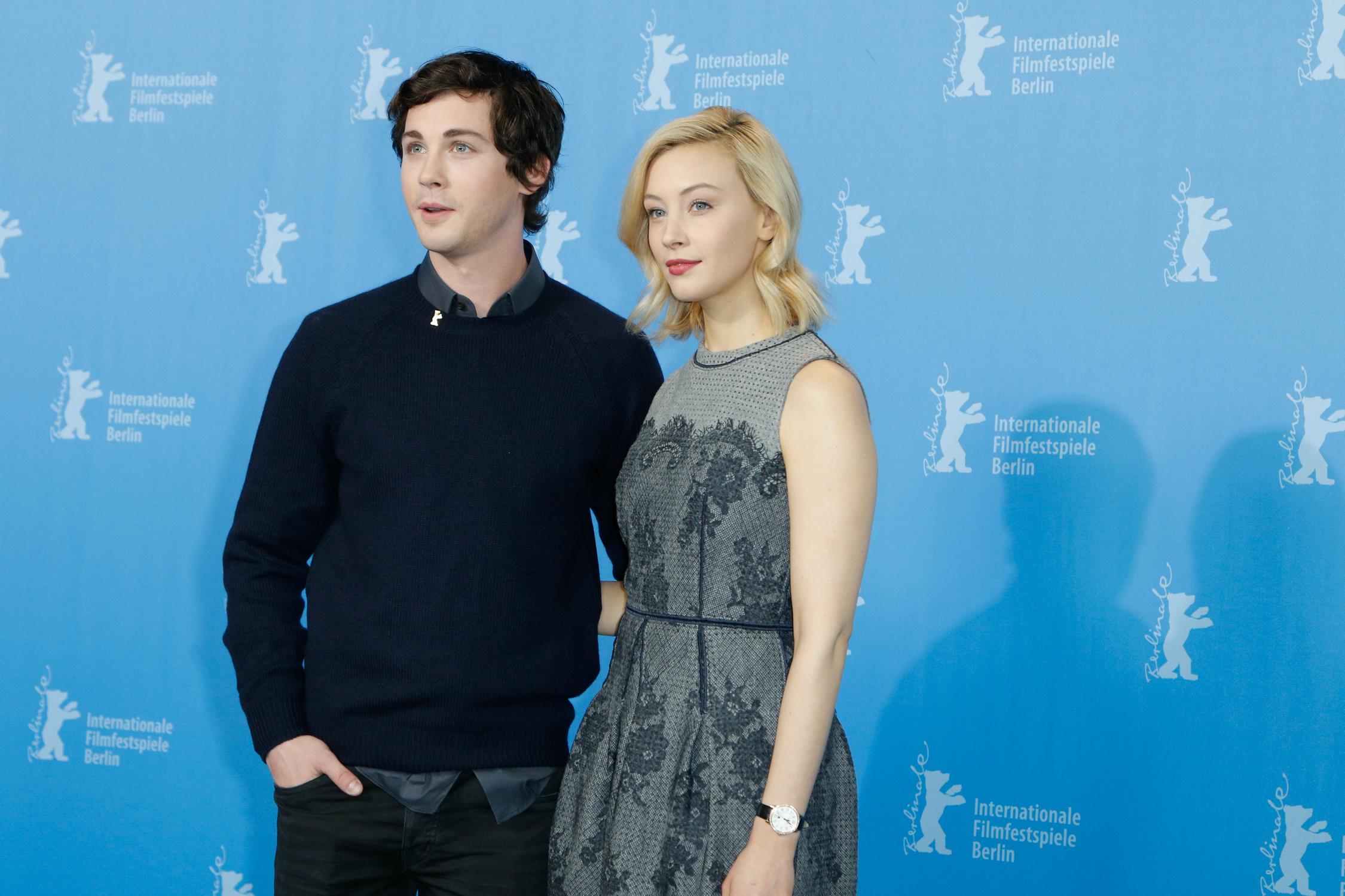 hq077.jpg hq077.jpg