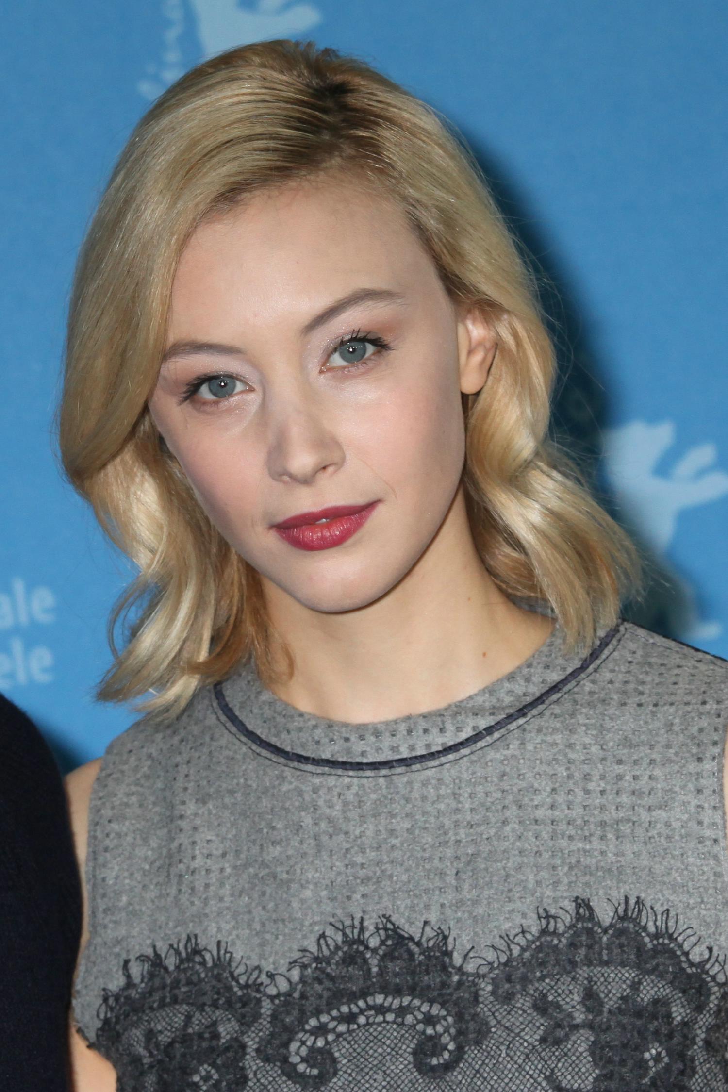 hq230.jpg hq230.jpg