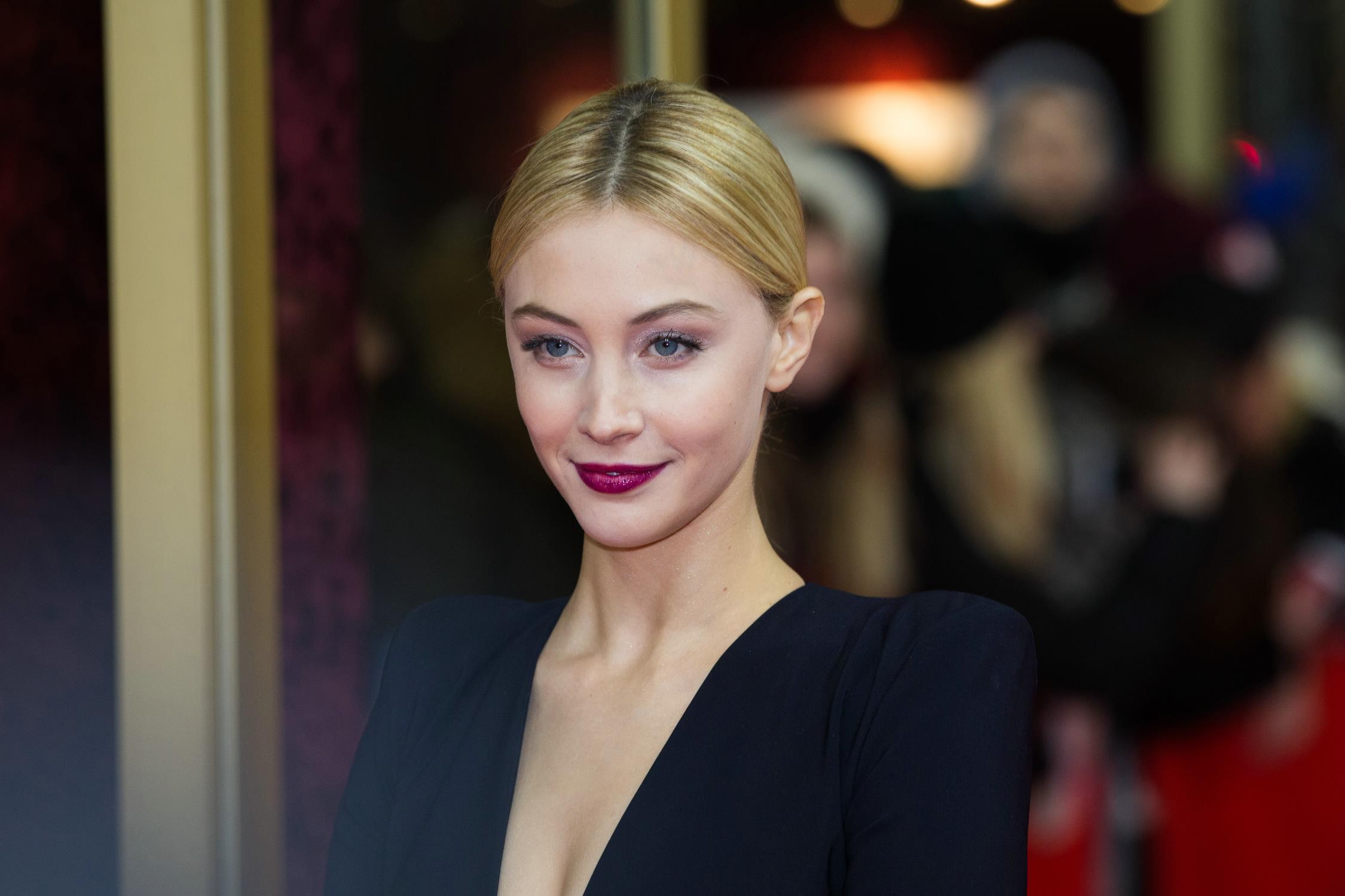 hq058.jpg hq058.jpg