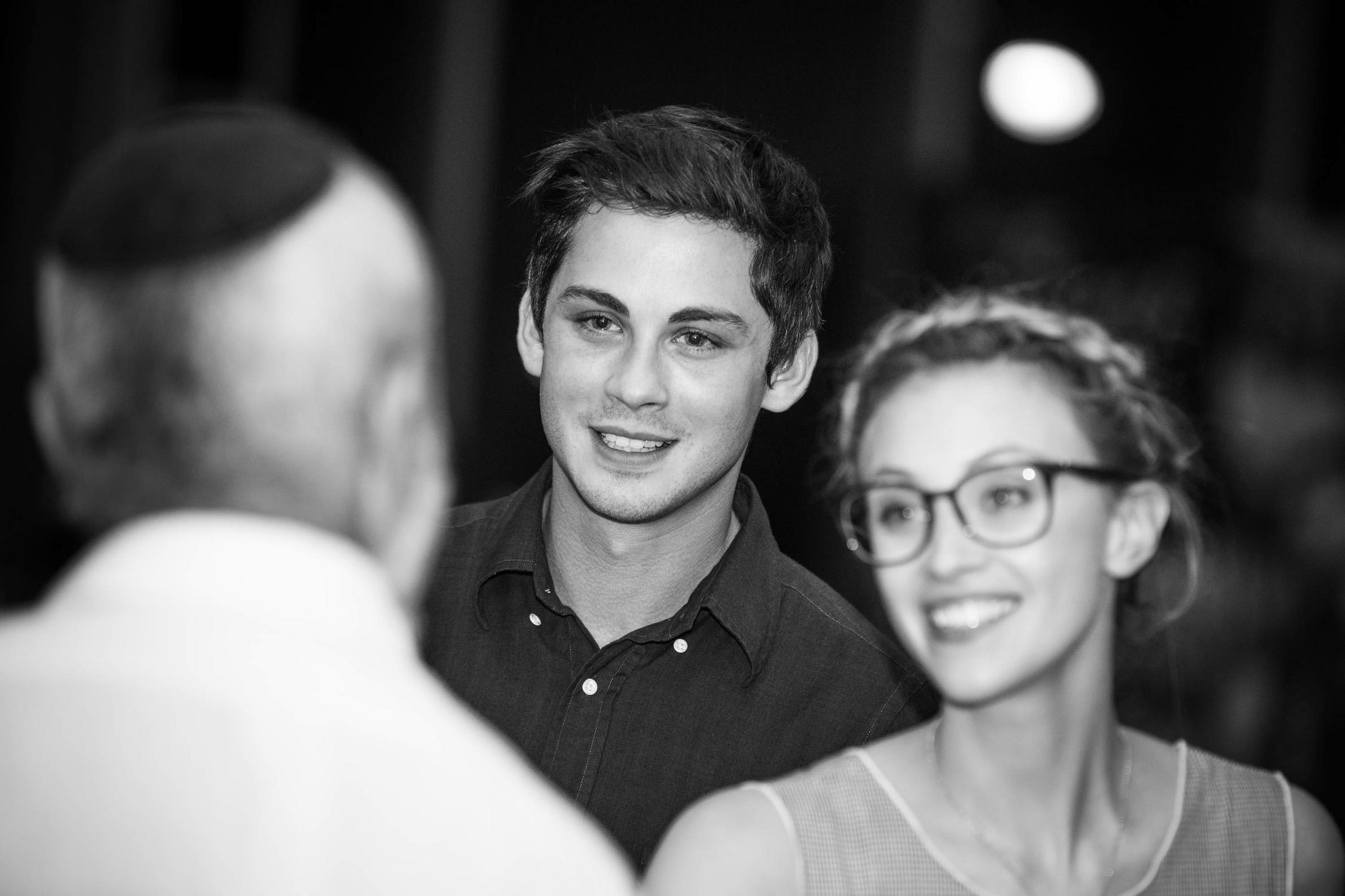 hq010.jpg hq010.jpg