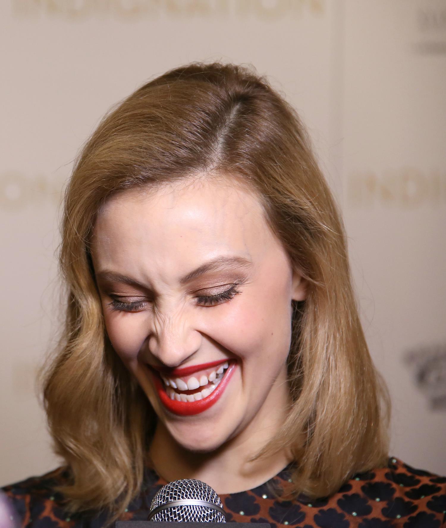 hq010.jpg hq010.jpg
