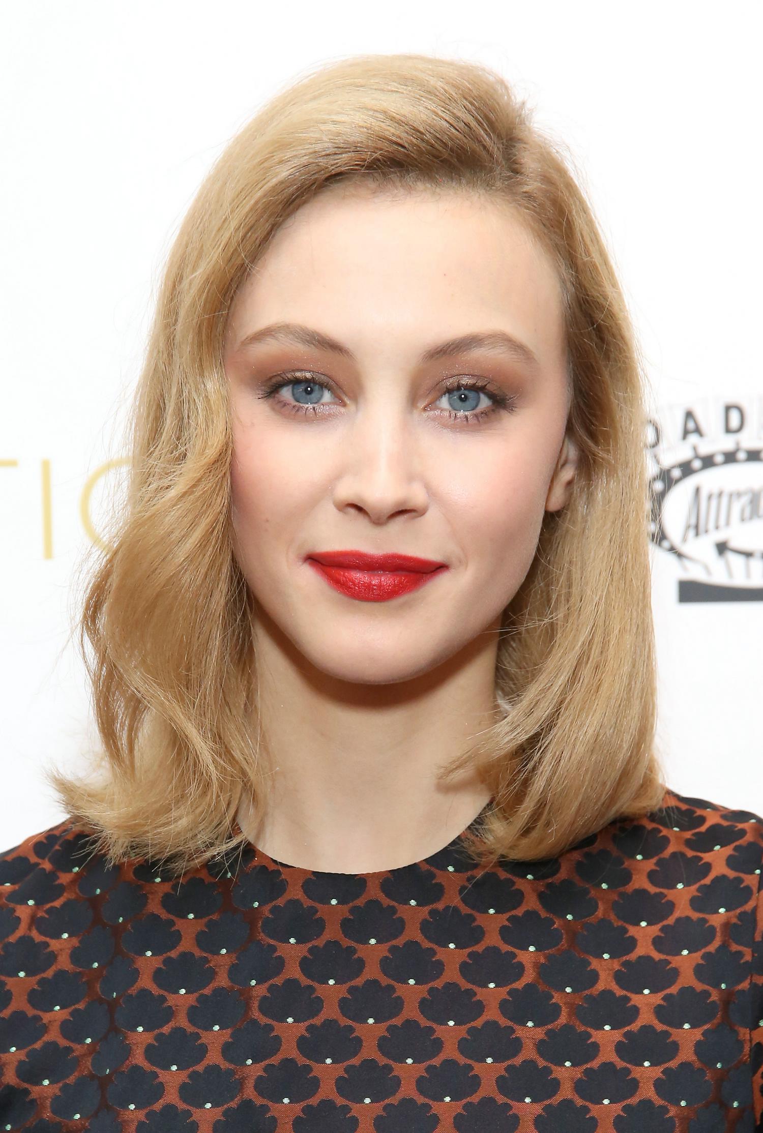 hq031.jpg hq031.jpg