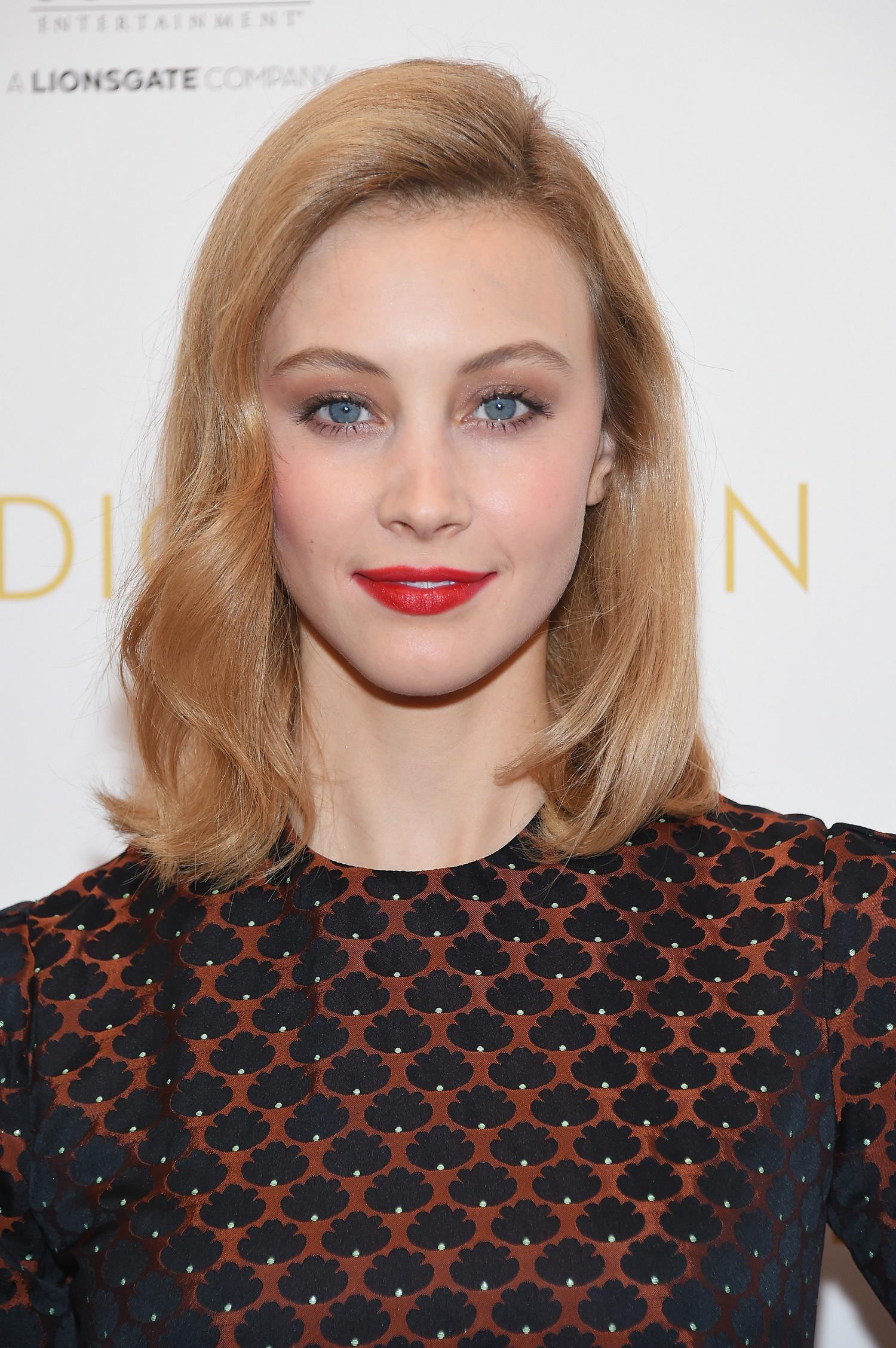 hq036.jpg hq036.jpg