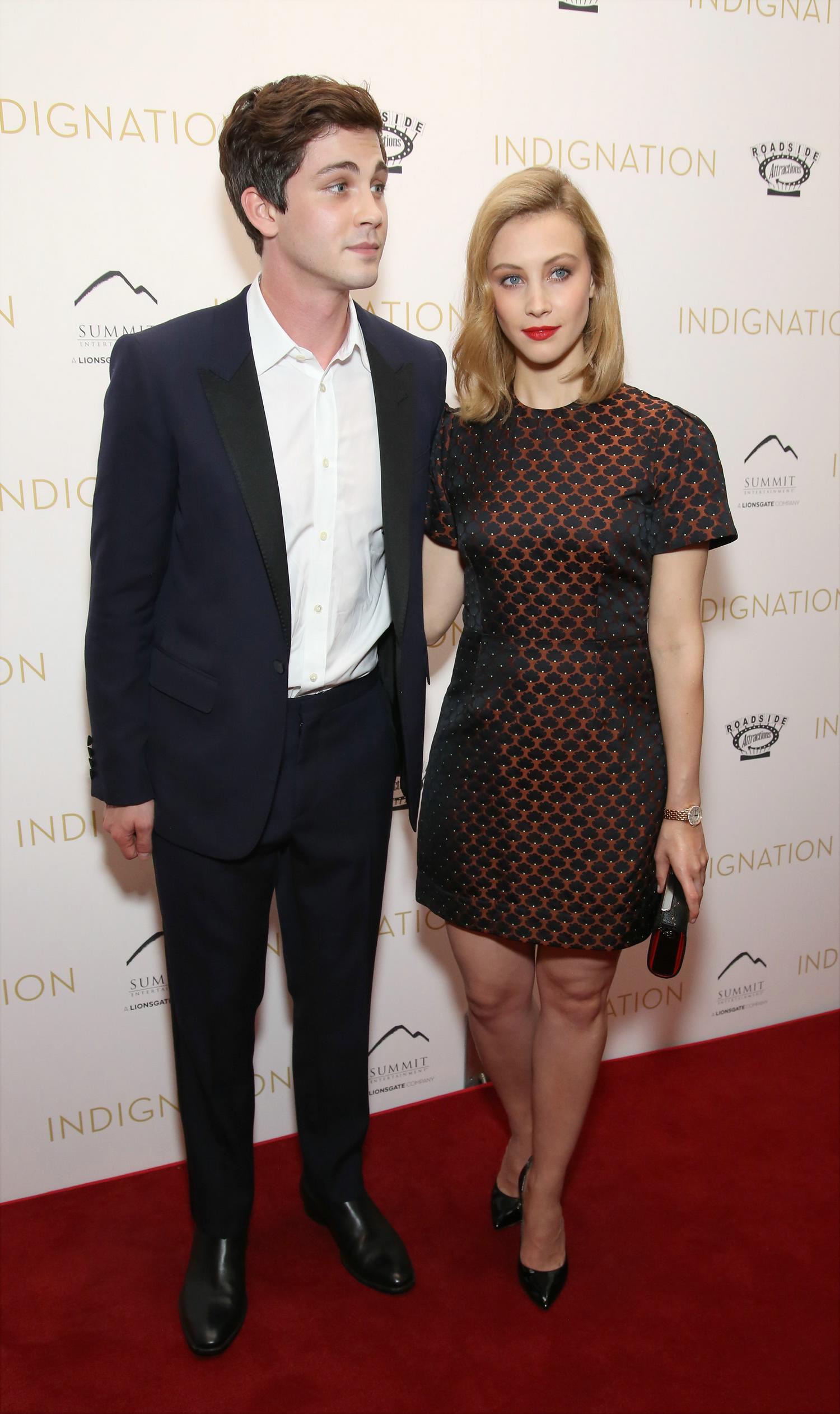 hq090.jpg hq090.jpg