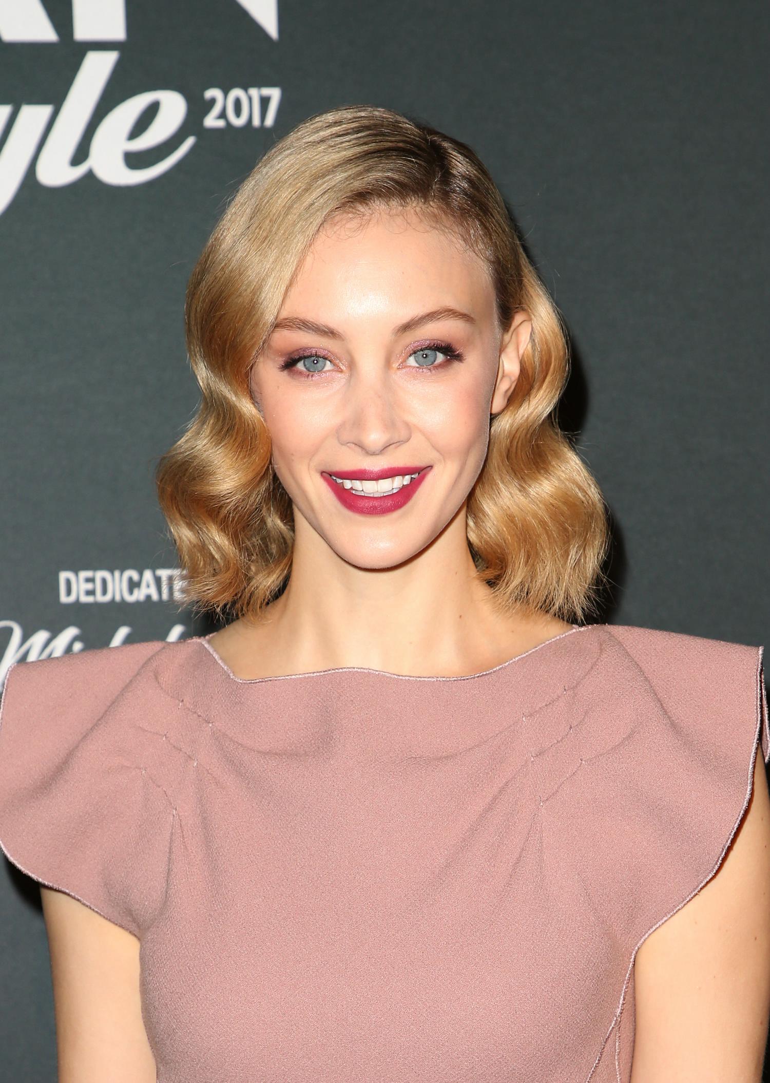 hq009.jpg hq009.jpg