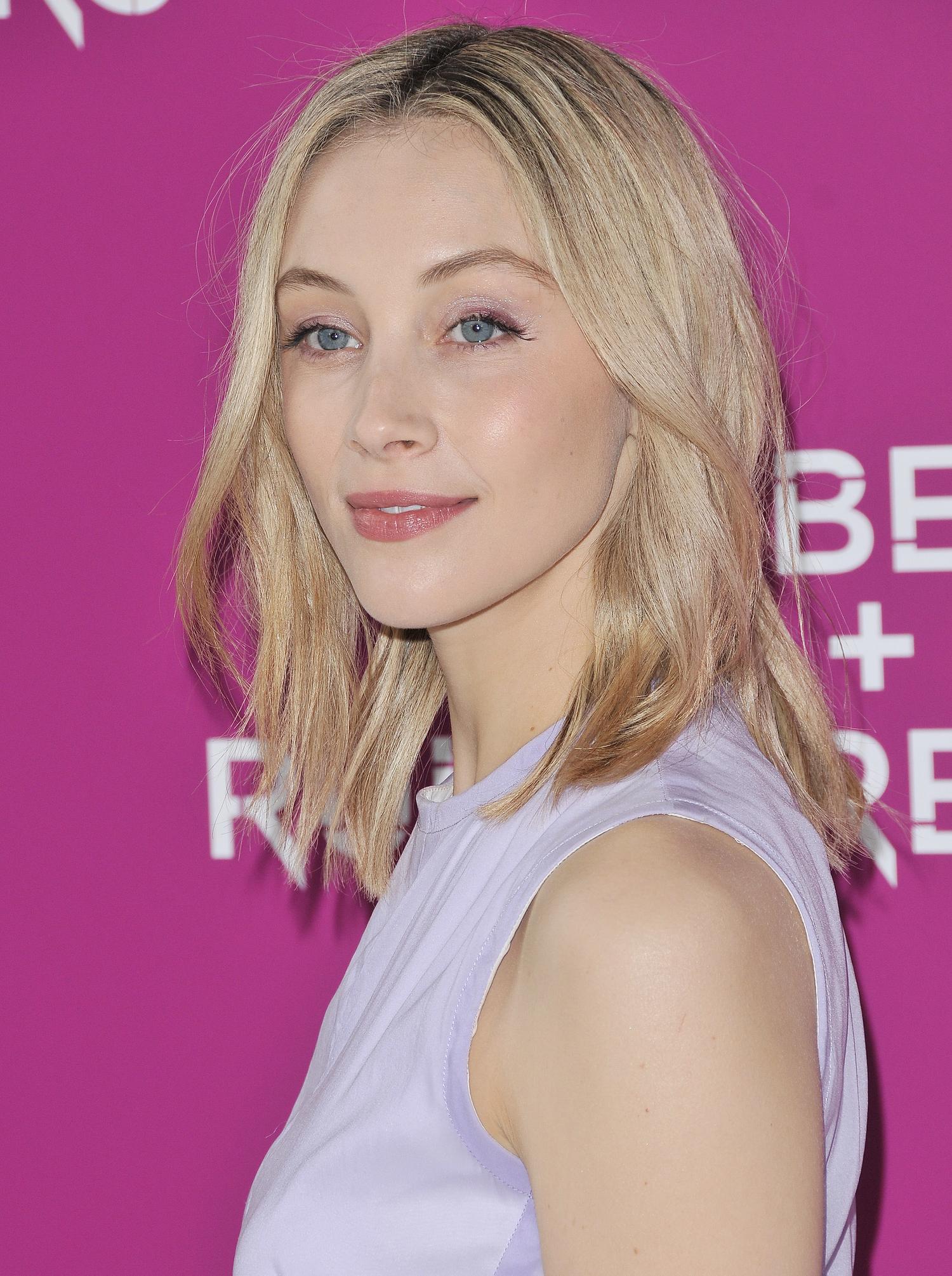 hq025.jpg hq025.jpg