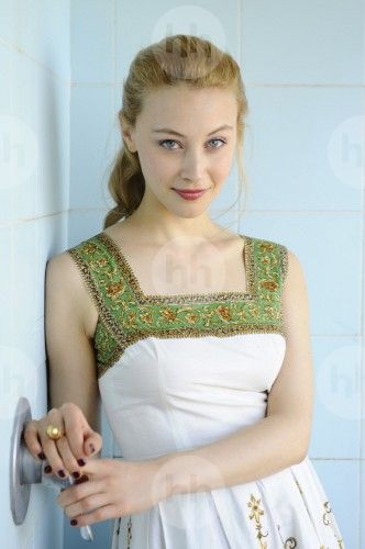 010.jpg
